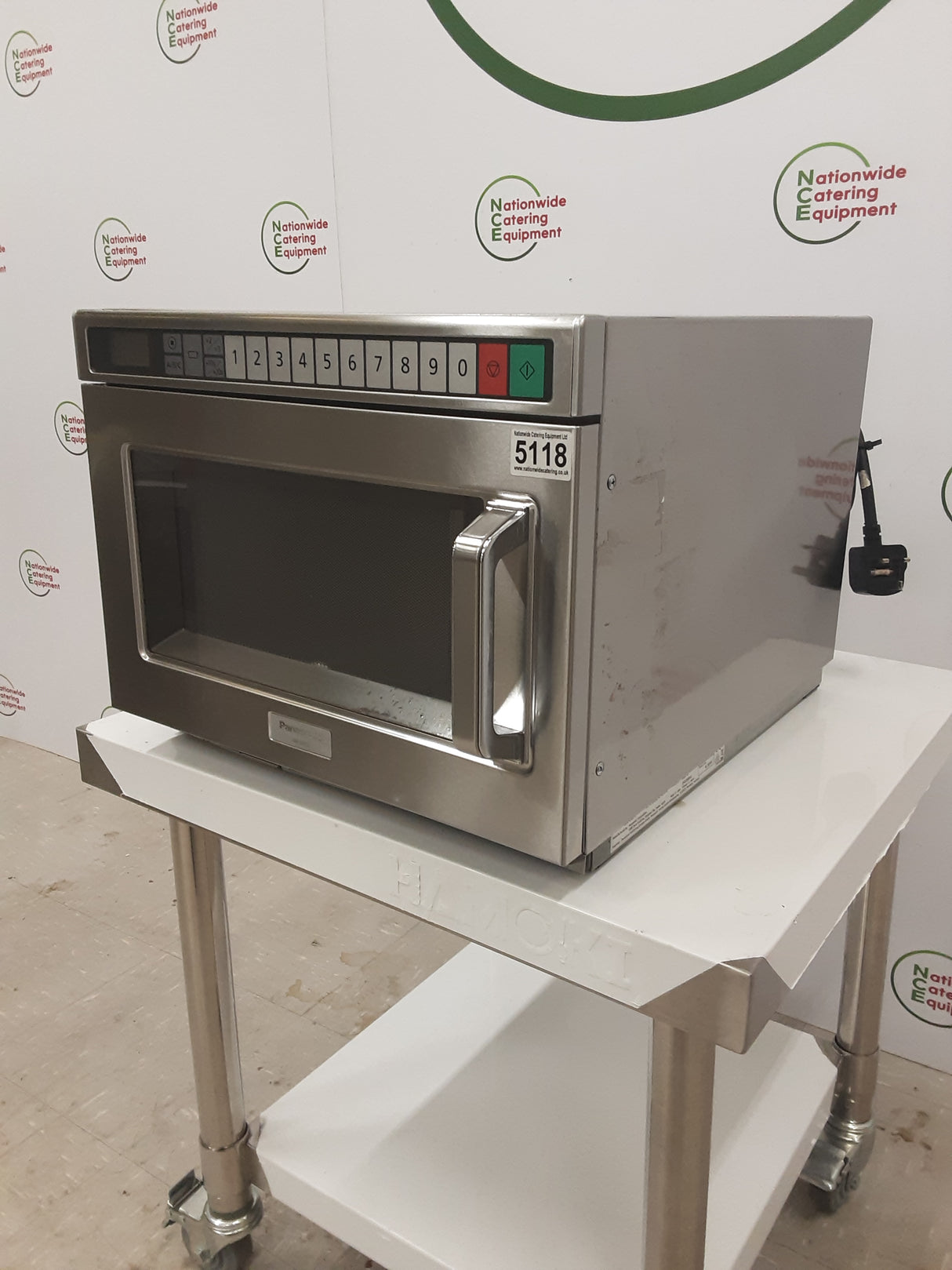 Panasonic 1800w Commercial Microwave (NCE5118)