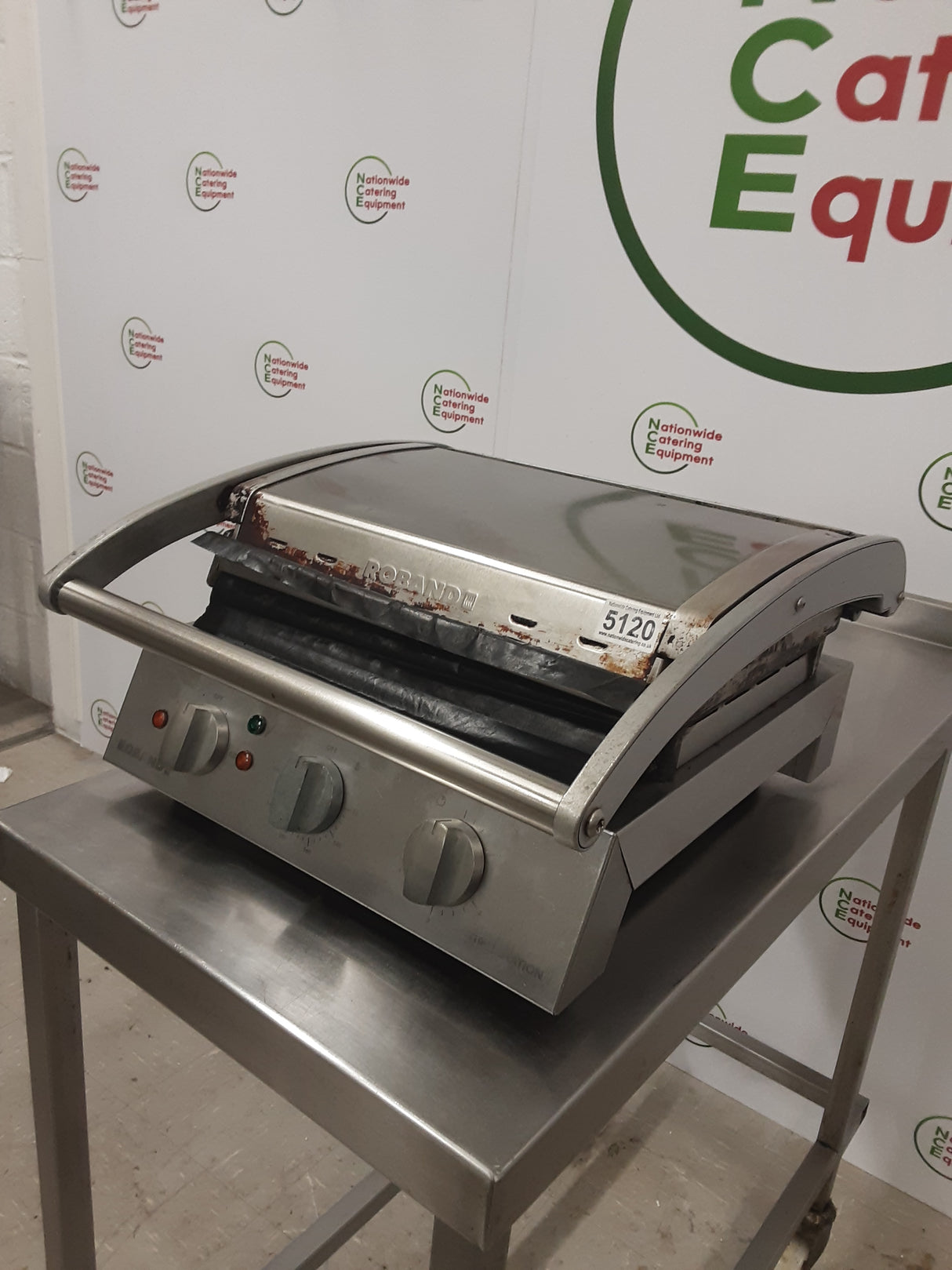 Roband Single Contact / Panini Grill, Model-GSA610-UK 6 (NCE5120)