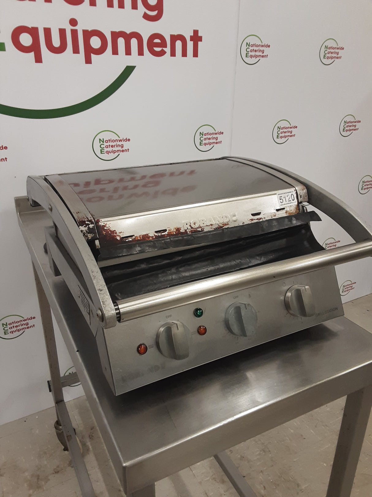 Roband Single Contact / Panini Grill, Model-GSA610-UK 6 (NCE5120)