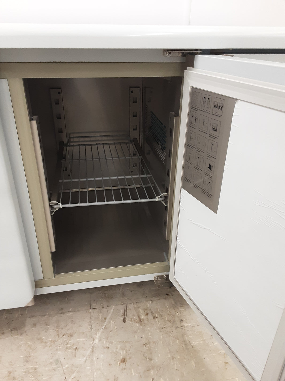 Hamoki Three Door Flat Counter Freezer, 180cm, Model- GN3100BT (NCE5258)