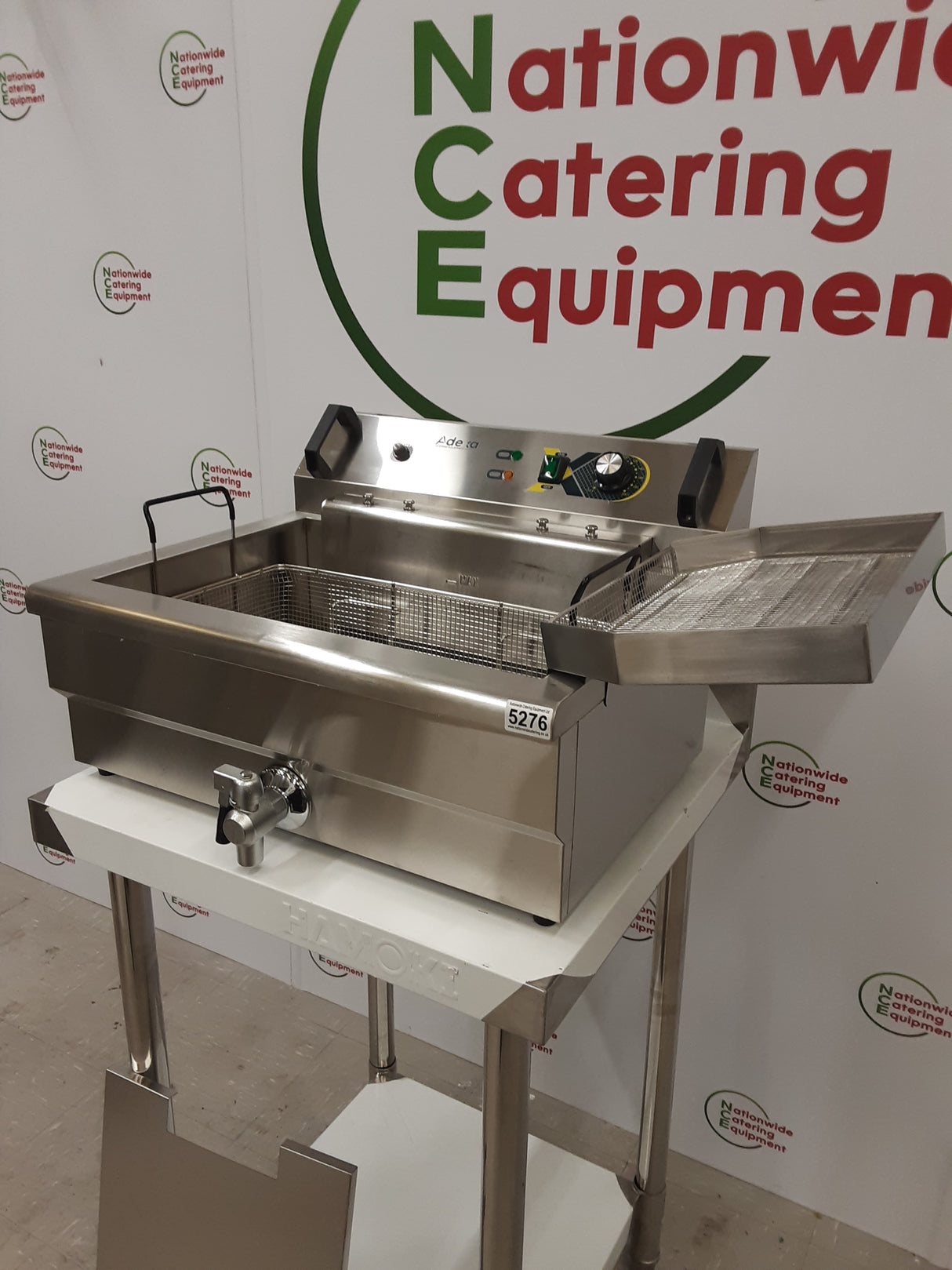 Adexa Large Single Tank Tabletop Electric Fryer, 13amp, Model- EV201V (NCE5276)