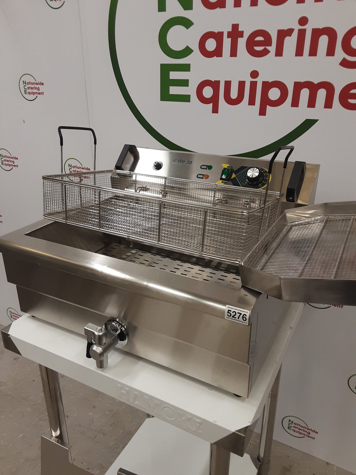 Adexa Large Single Tank Tabletop Electric Fryer, 13amp, Model- EV201V (NCE5276)