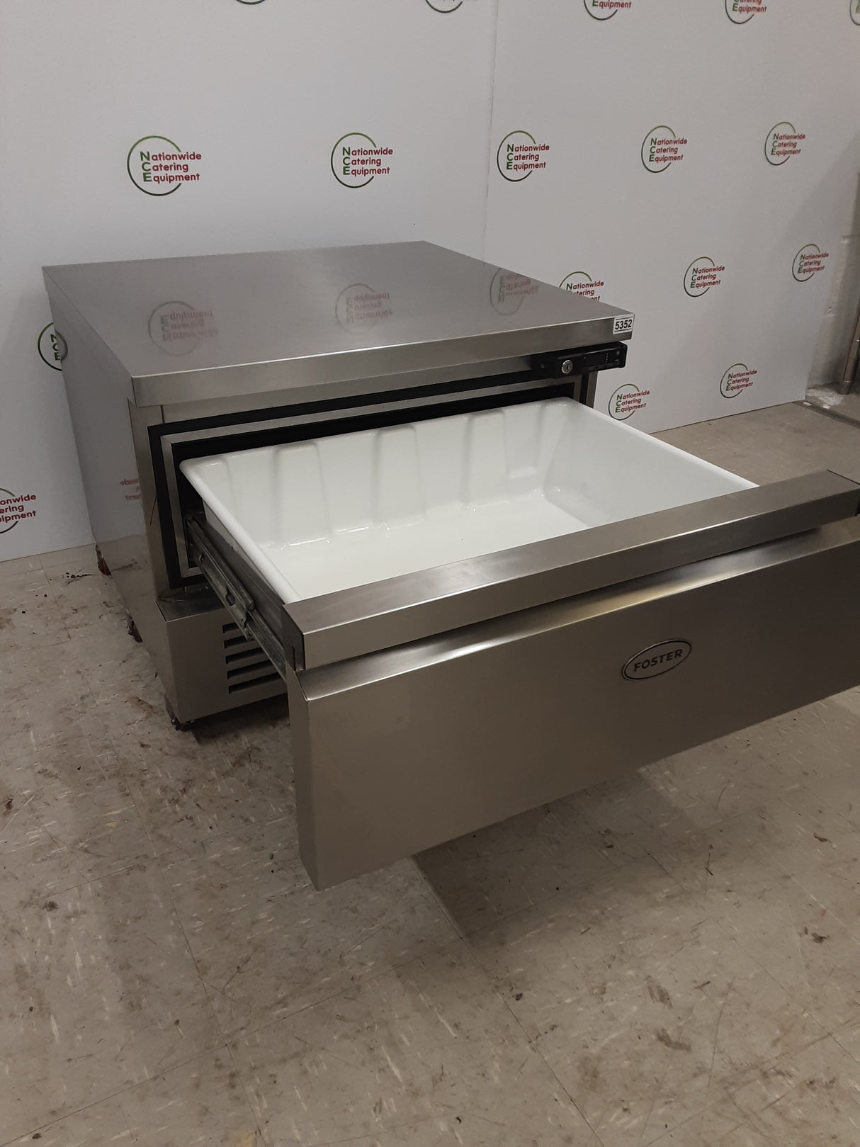Foster Low Level Counter Drawer/Chefs Base Fridge/Freezer Drawer Unit (NCE5352)