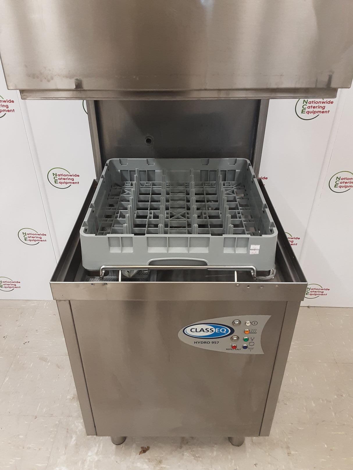 Classeq Hydro 957 Passthrough / Hood Dishwasher - Three Phase (NCE5105)