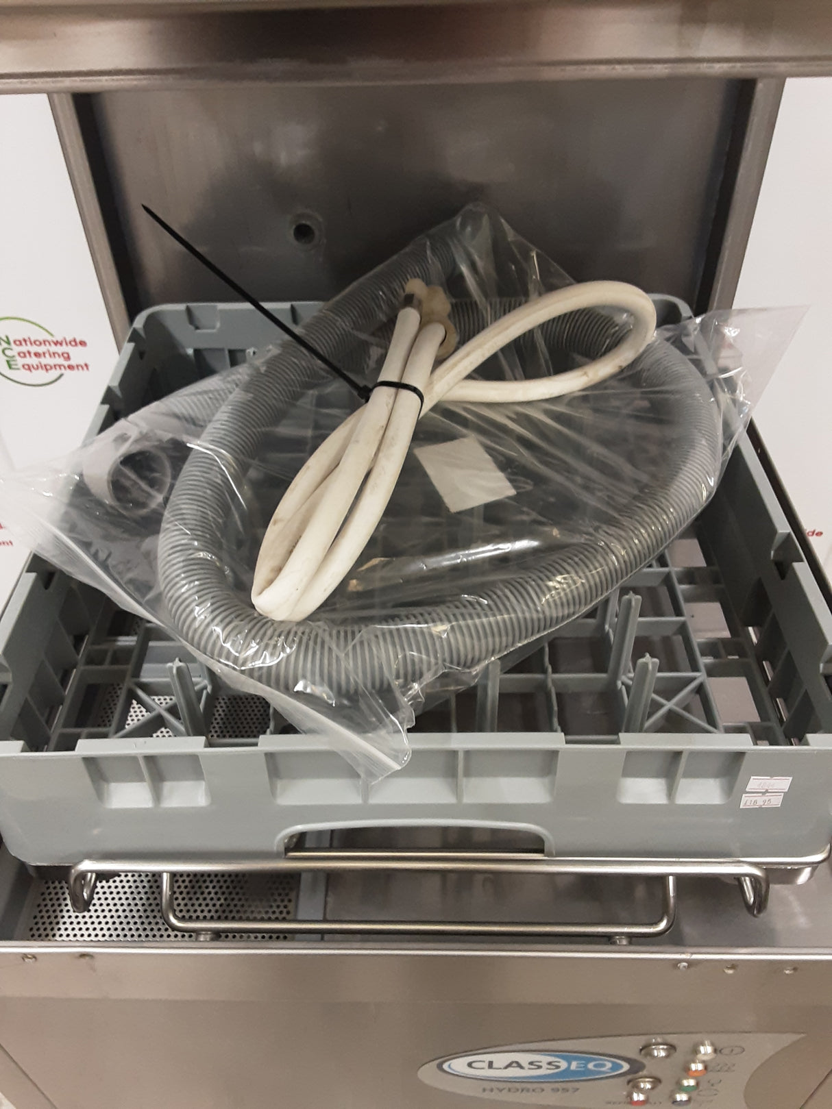 Classeq Hydro 957 Passthrough / Hood Dishwasher - Three Phase (NCE5105)