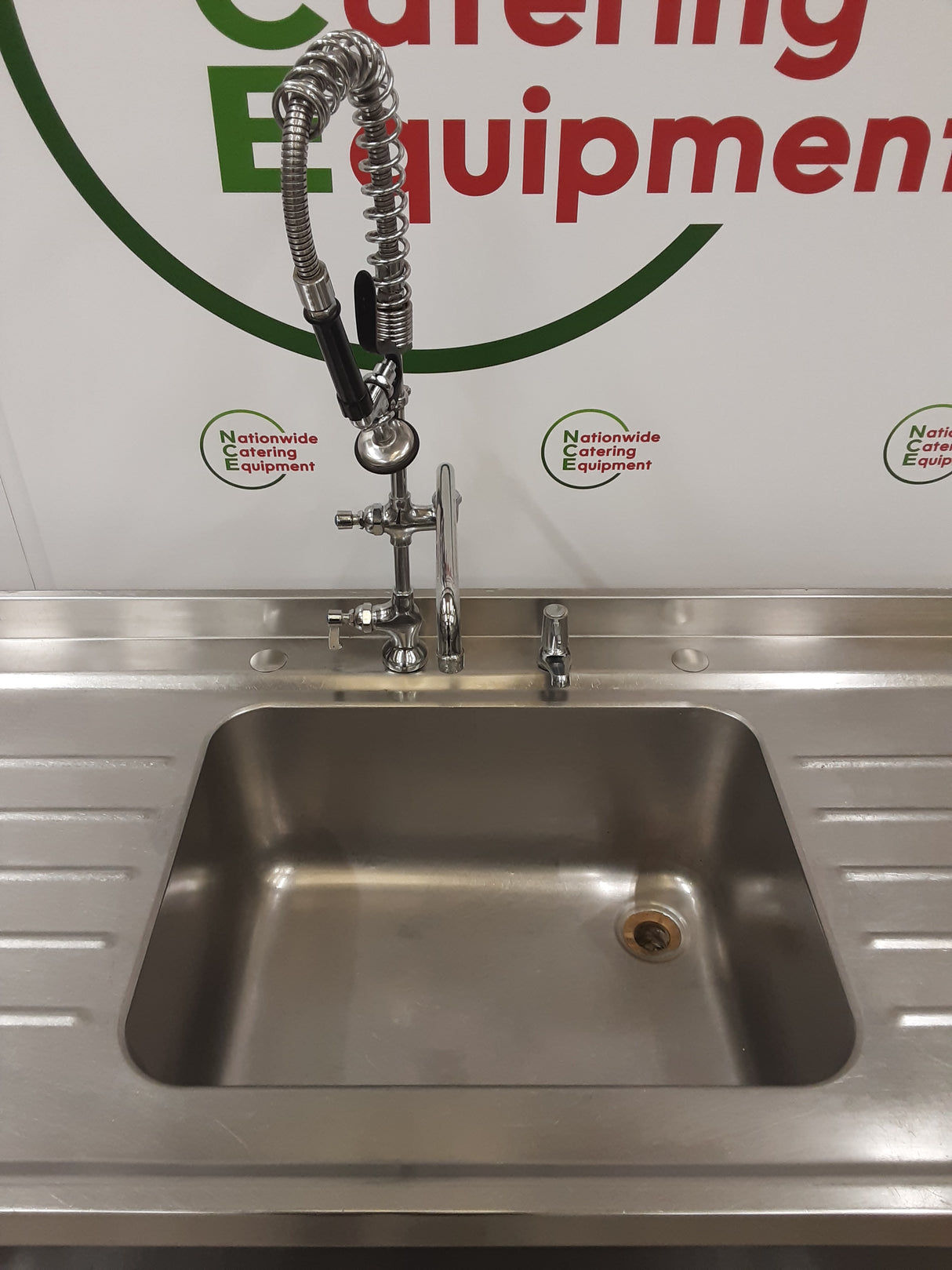 Stainless Steel Single Sink With Twin Drainers & Pre-Wash Spray, 180cm (NCE5399)