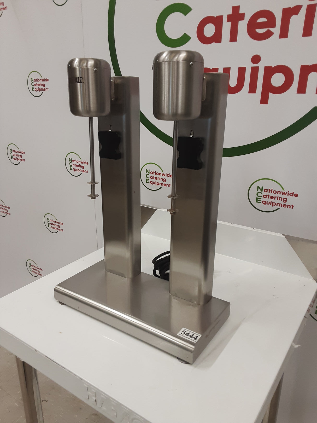 Buffalo Twin Milkshake Machine, 5 Beakers, Model-CY423 (NCE5444)