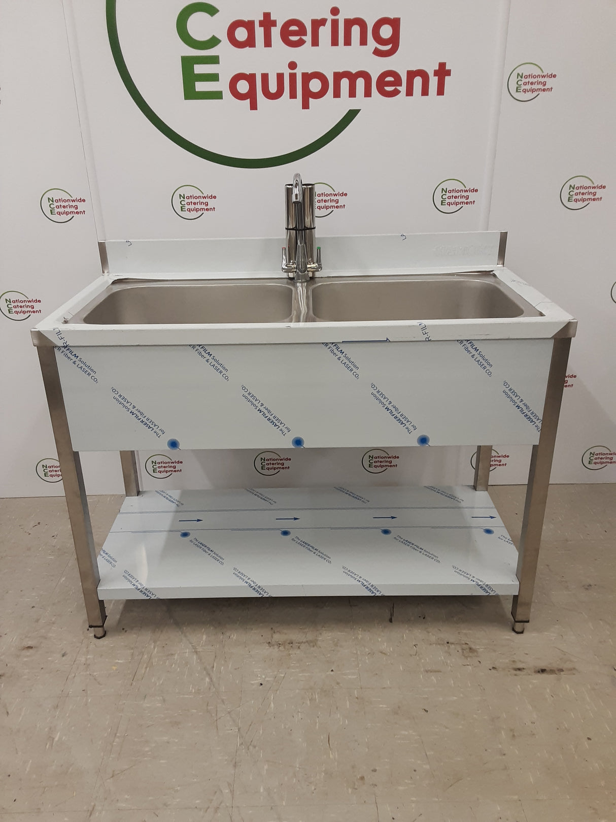 Hamoki Stainless Steel Double Sink, No Drainer, Tap Included (NCE5488)