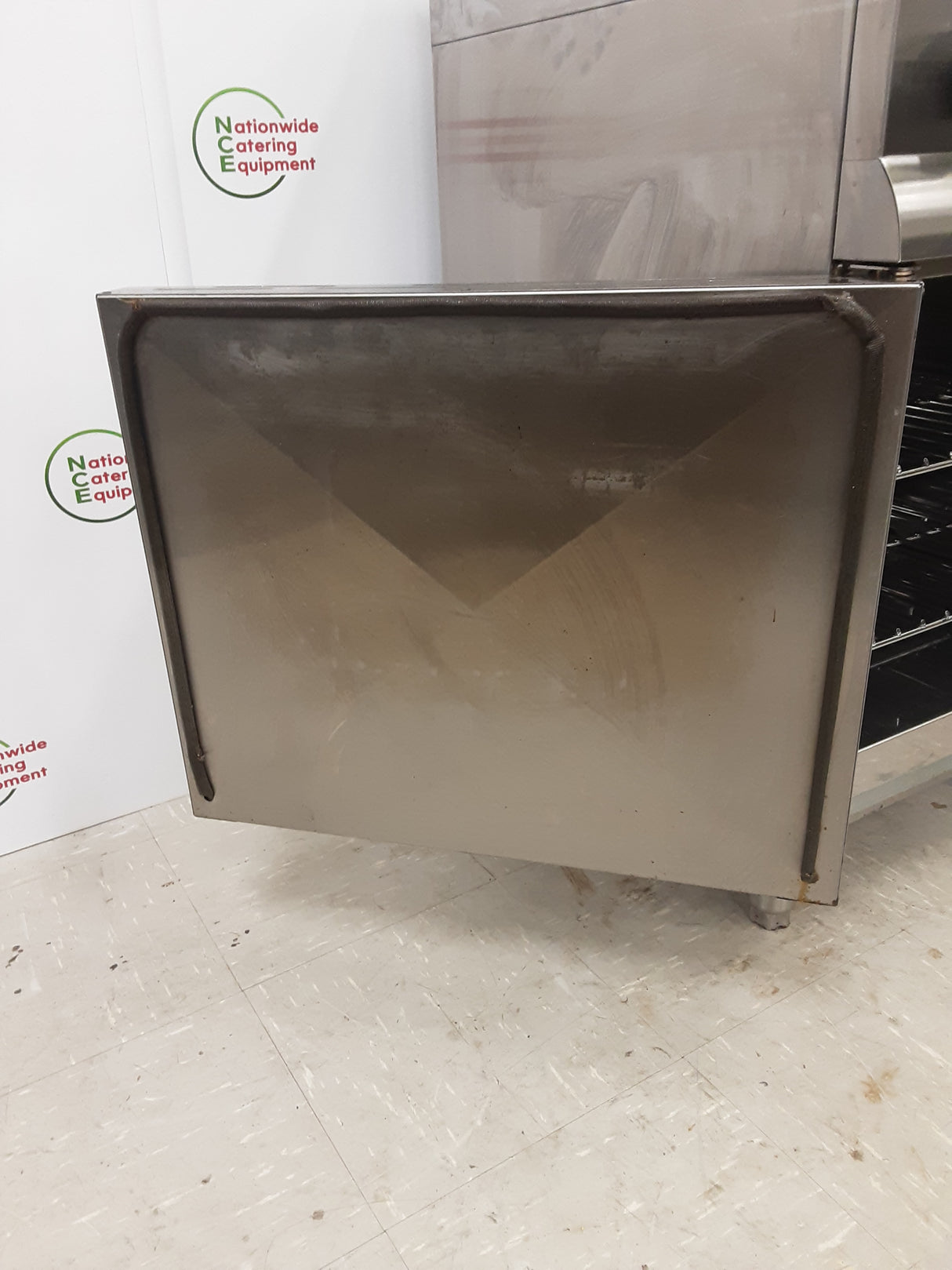 Lincat Silverlink Four Burner Stove / Oven, Natural Gas, Model- SLR6C/N (NCE5566)