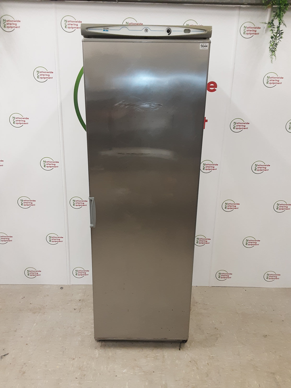 CLEARANCE-Mondial Elite Single Upright Freezer (NCE5644)