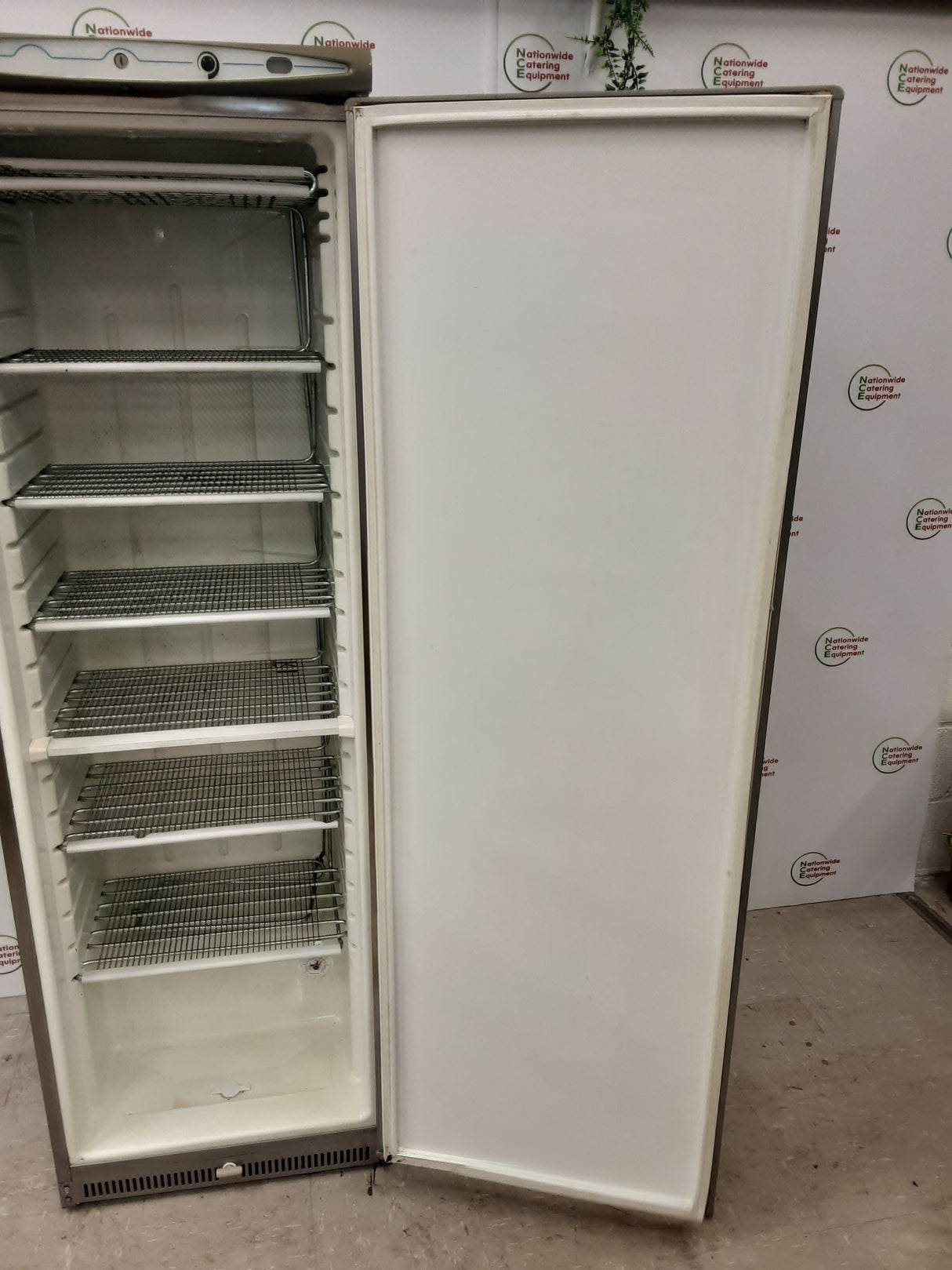 CLEARANCE-Mondial Elite Single Upright Freezer (NCE5644)