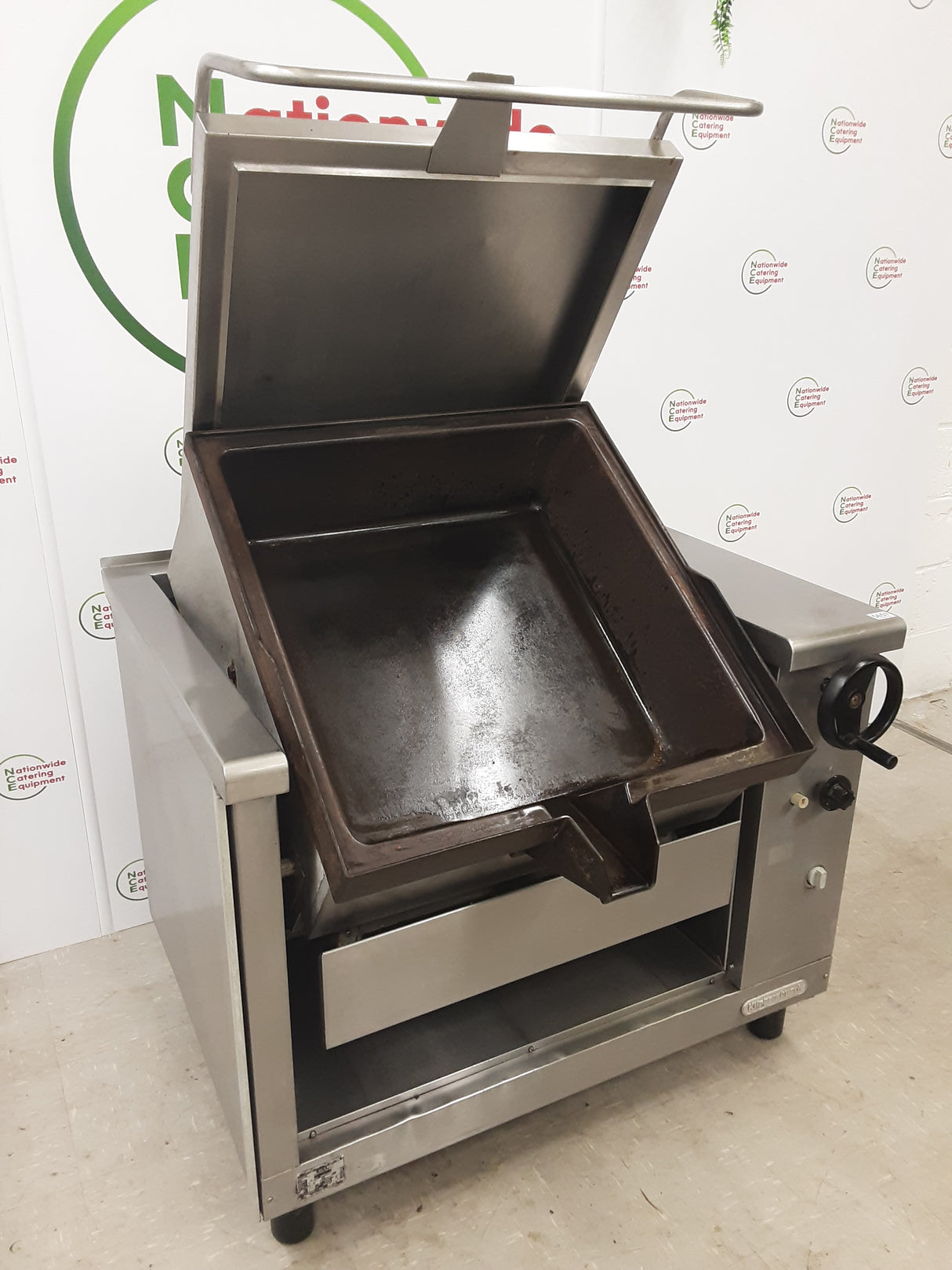 CLEARANCE Kuppersbusch Bratt Pan, Manual Tilt - Natural Gas (NCE5657)