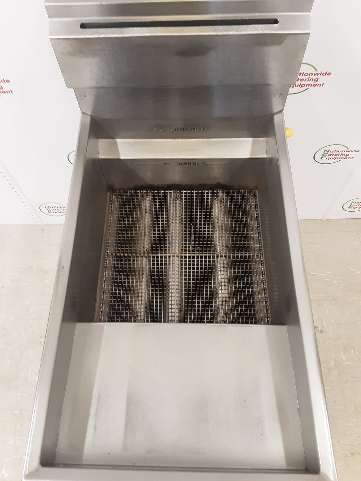 Elite Single Tabletop Double Basket Fryer - Natural Gas (NCE5658)