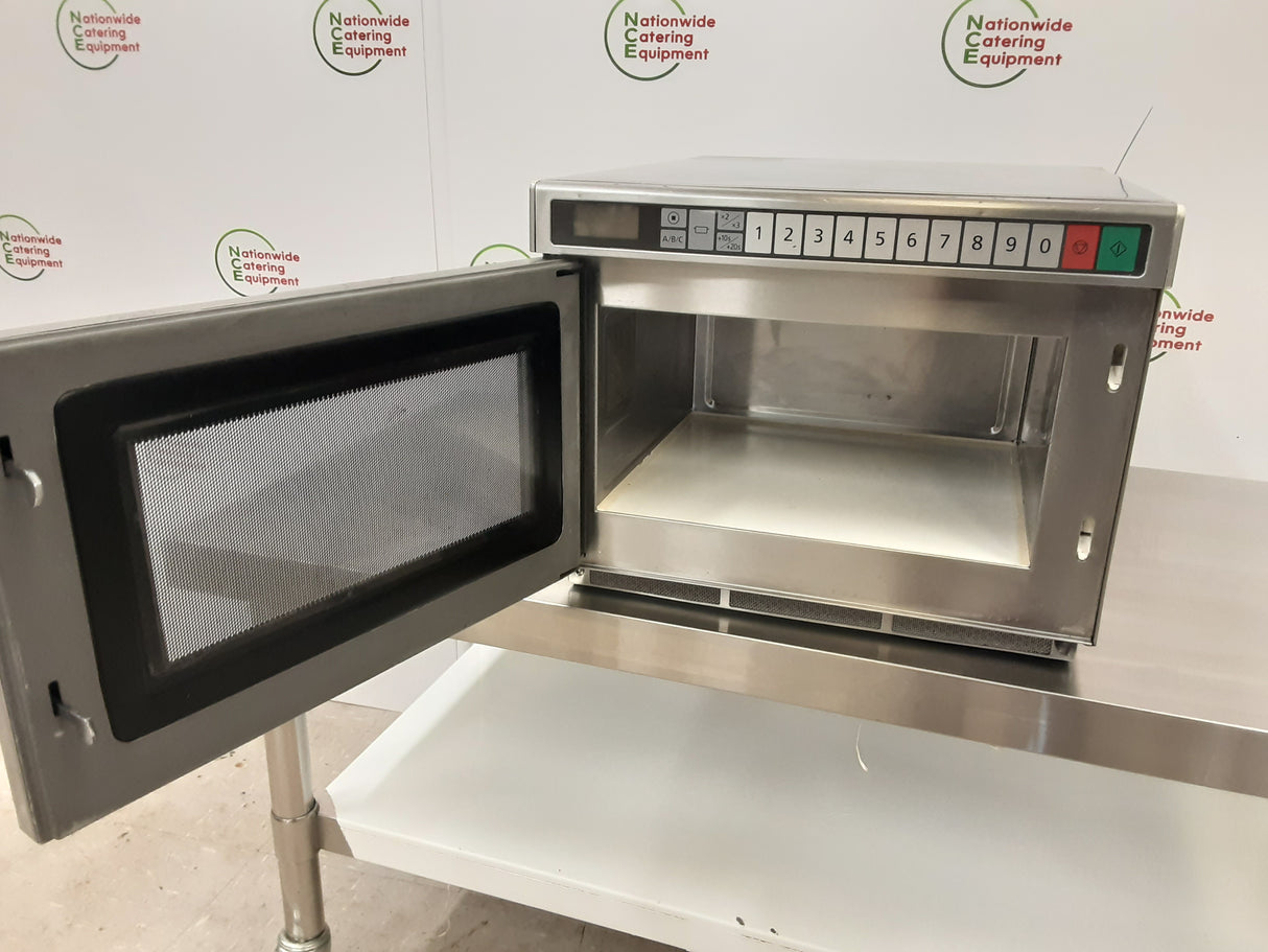 Panasonic 1800w Microwave (NCE5669)