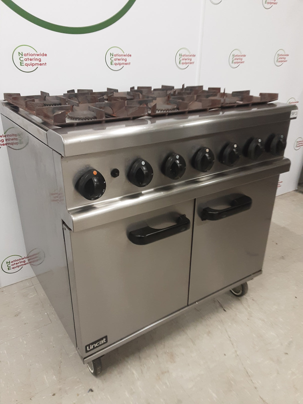 Lincat Opus LPG Six Burner Stove & Oven, Model-OG7002/P (NCE5913)