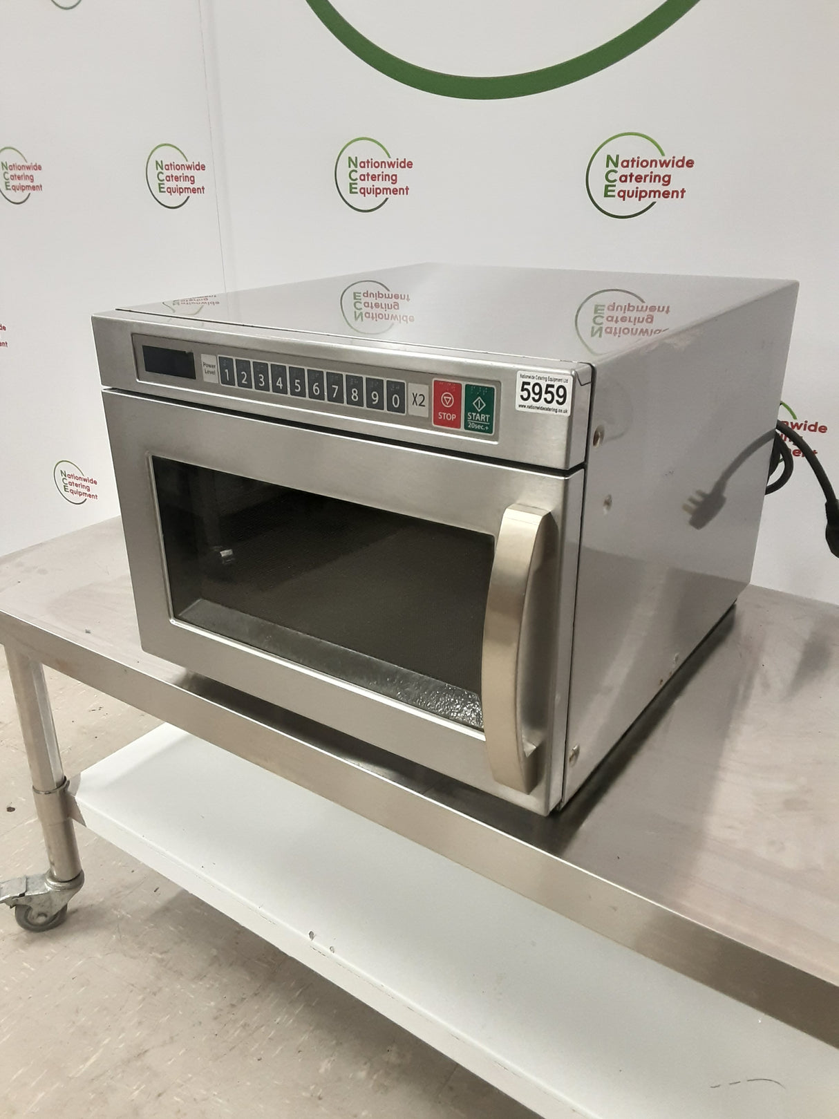 Daewoo 1850w Microwave, Model- KOM9F85 (NCE5959)