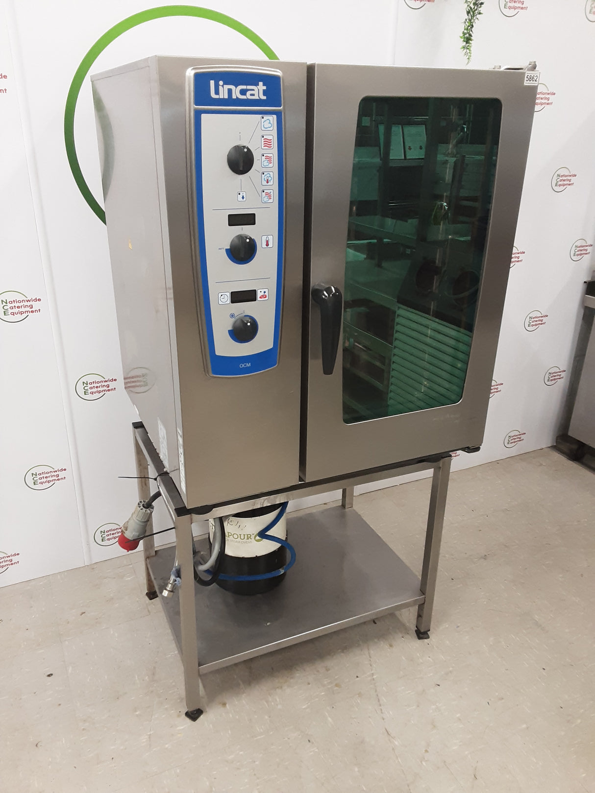 Lincat Badged Rational Electric Combimaster 10 Grid Combi Oven On Stand (NCE5862)