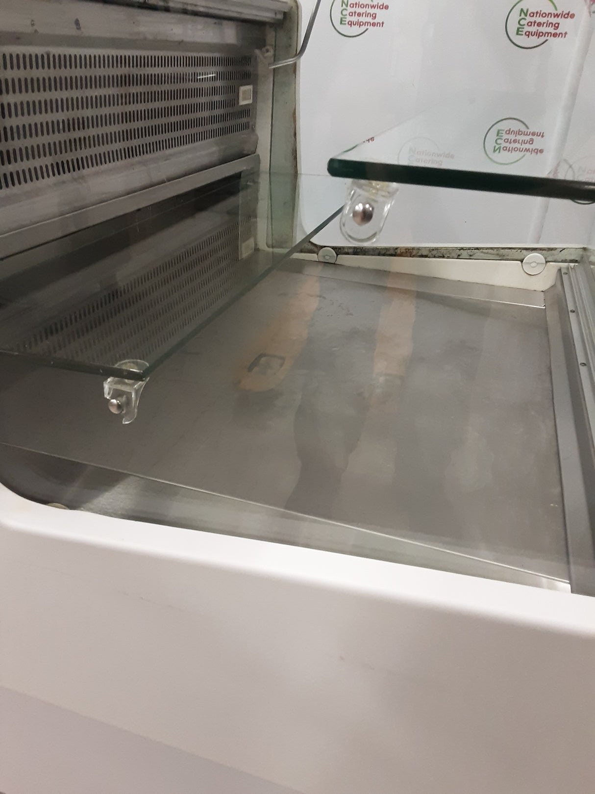 Interlevin Serve Over/Sandwich/Patisserie Fridge, Model-Tejo II (NCE5962)