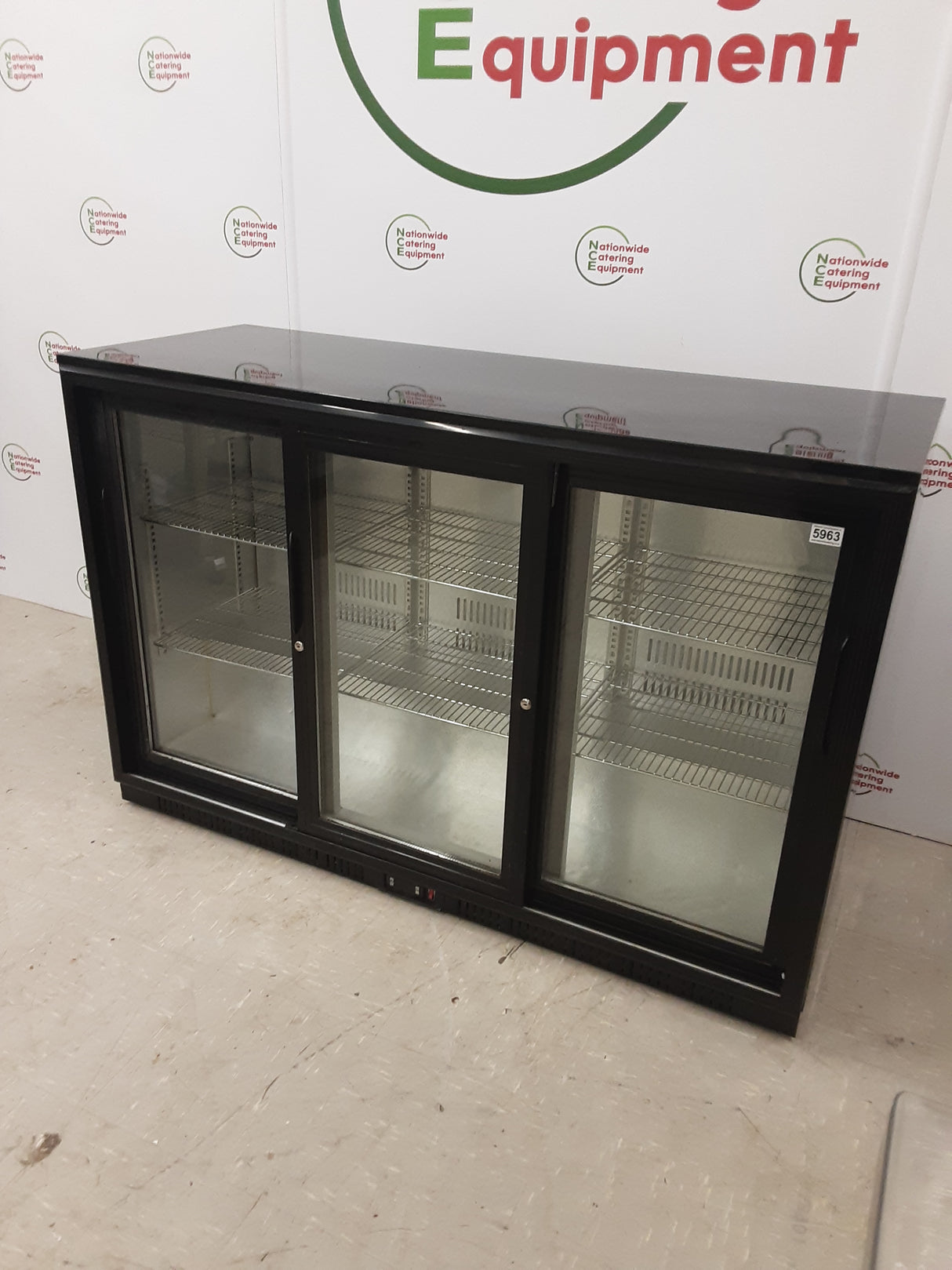 Adexa Three Sliding Door Bottle Cooler, Model-LG-330S (NCE5963)