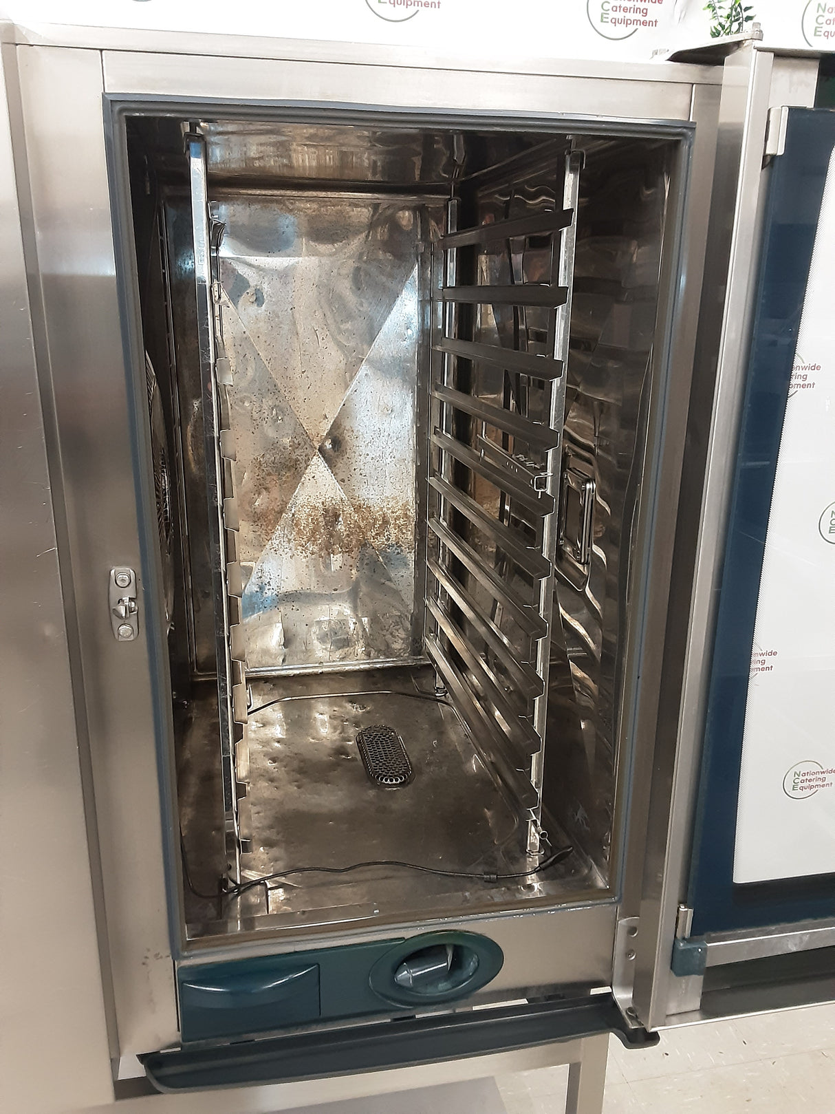 Rational SCC White Efficiency Ten Grid Electric Combi Oven On Stand (NCE5983)