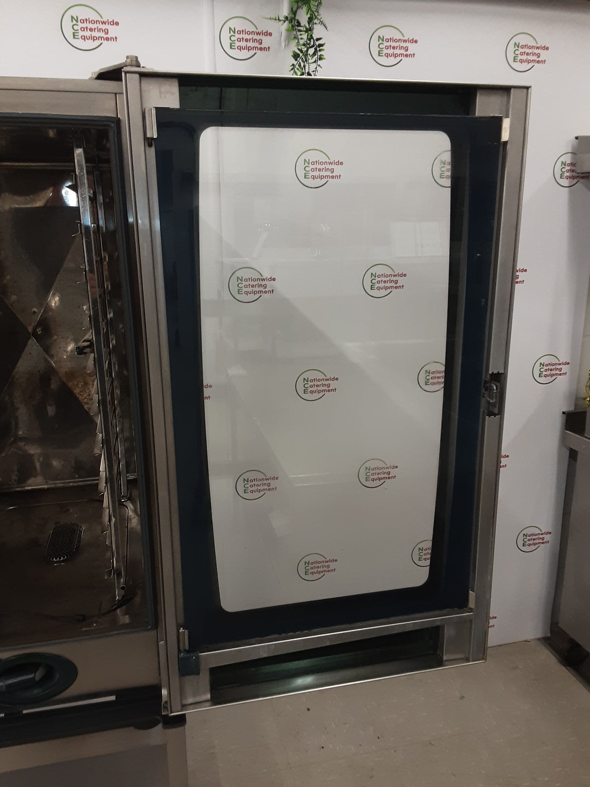 Rational SCC White Efficiency Ten Grid Electric Combi Oven On Stand (NCE5983)