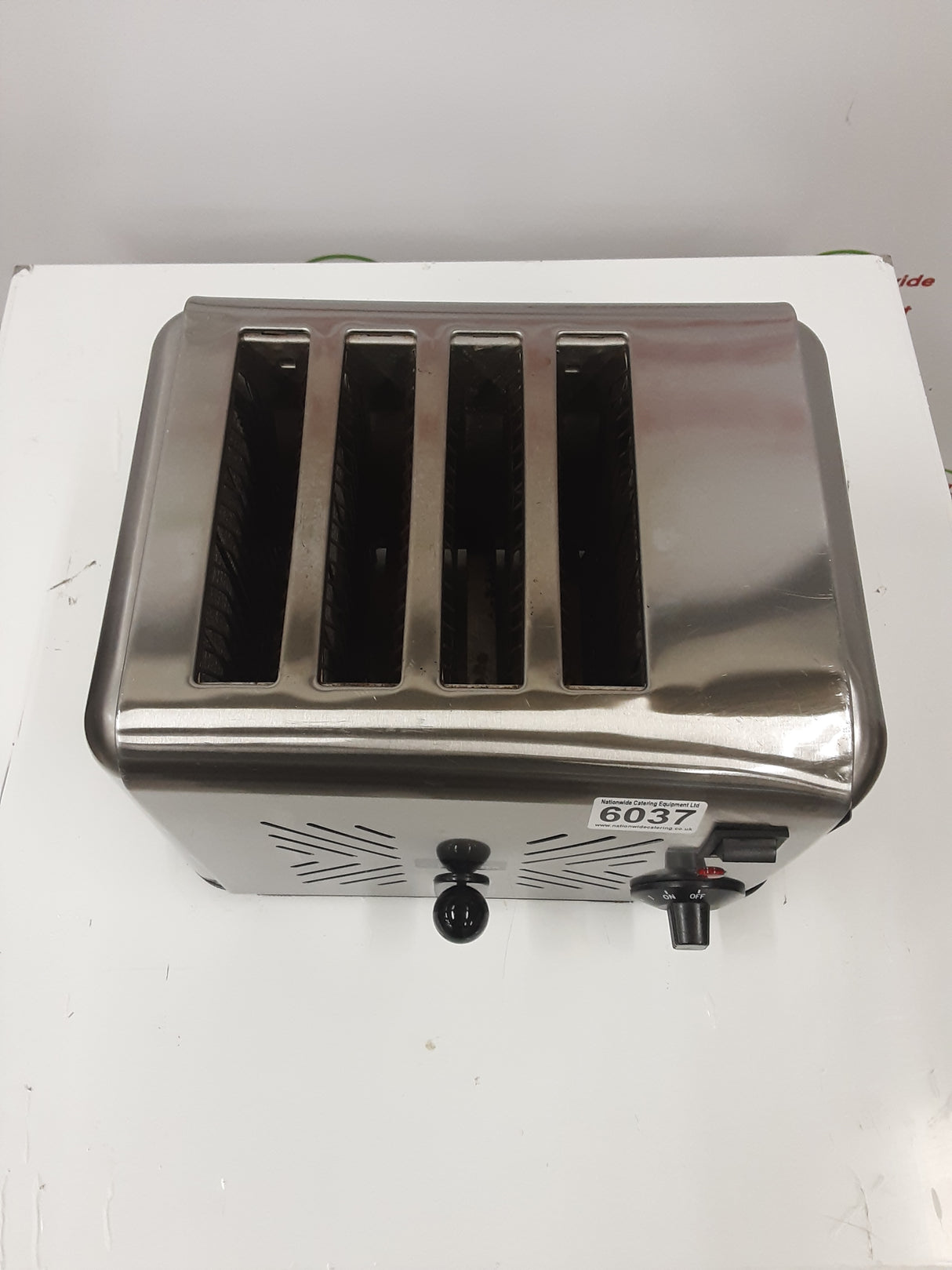Clearance ChefMaster Four Slot Toaster, Model-HEA895 (NCE6037)