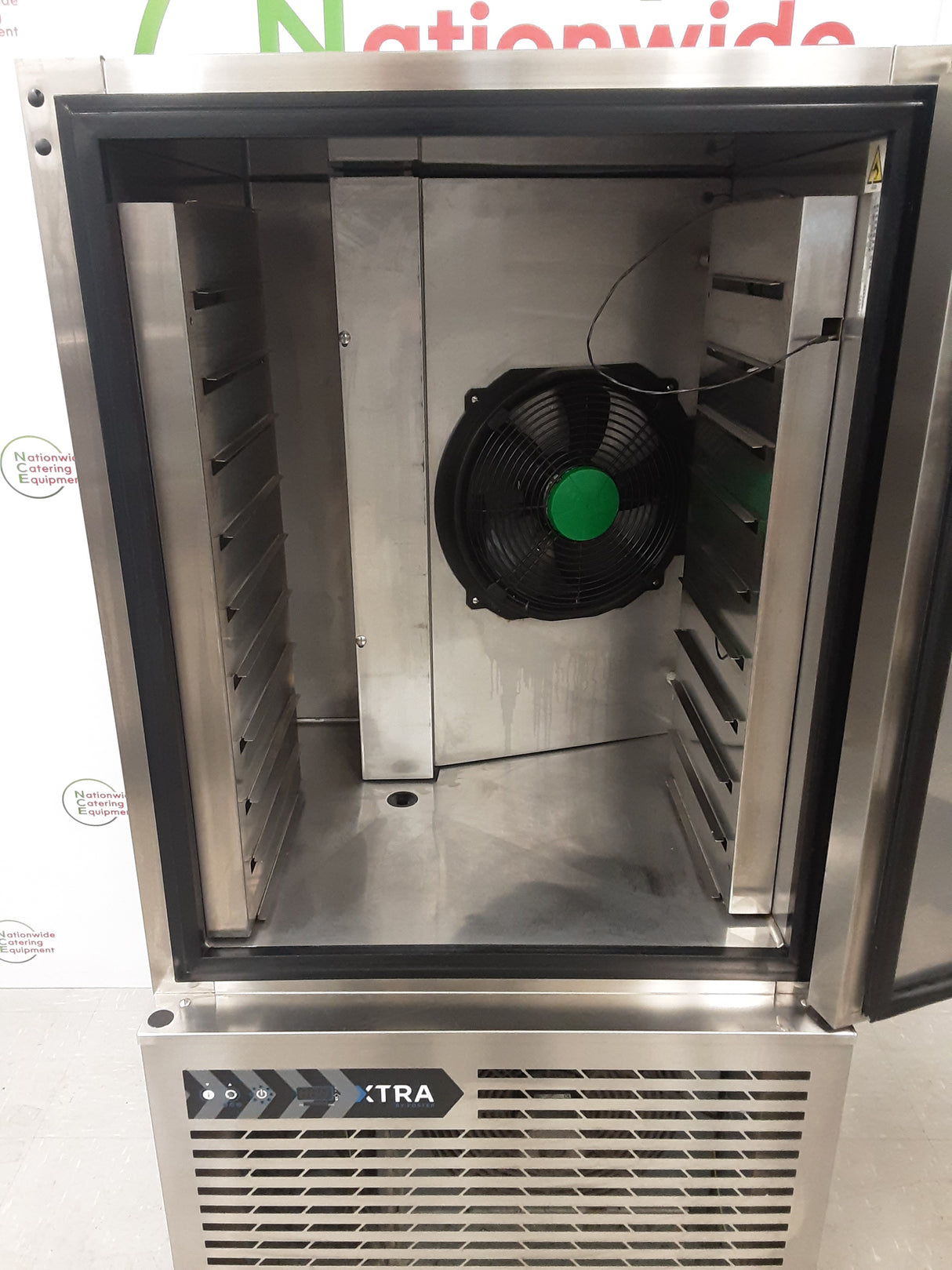 Foster Xtra Blast Chiller, 35kg/10x1/1GN Tray Capacity, 13amp, Model- XR35 (NCE5911)