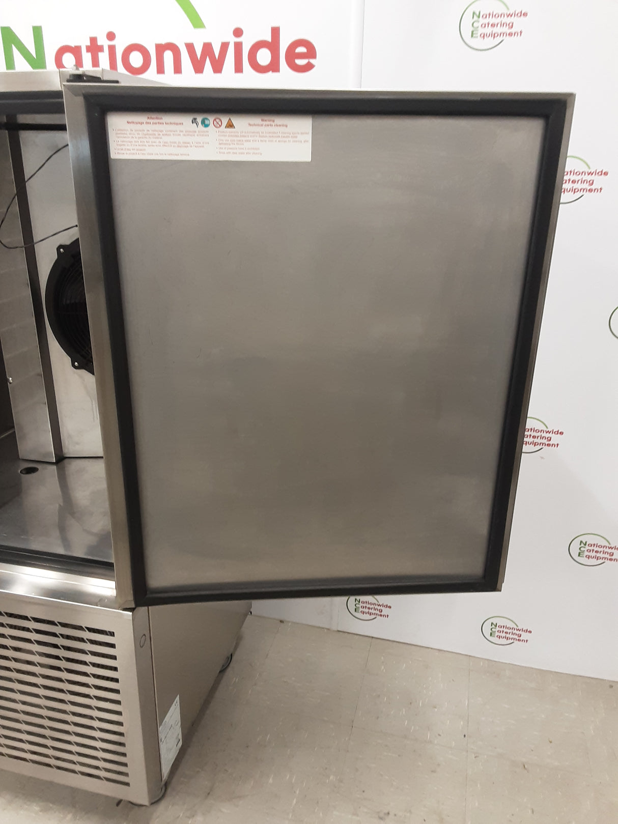 Foster Xtra Blast Chiller, 35kg/10x1/1GN Tray Capacity, 13amp, Model- XR35 (NCE5911)