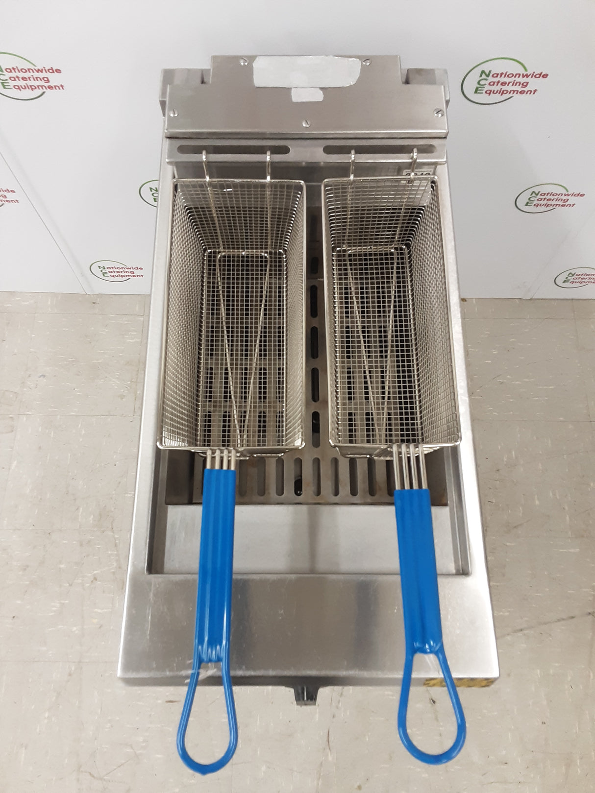 Falcon Electric Pumped Filtration Single Tank/Double Basket Fryer, Model- E401F (NCE2243)