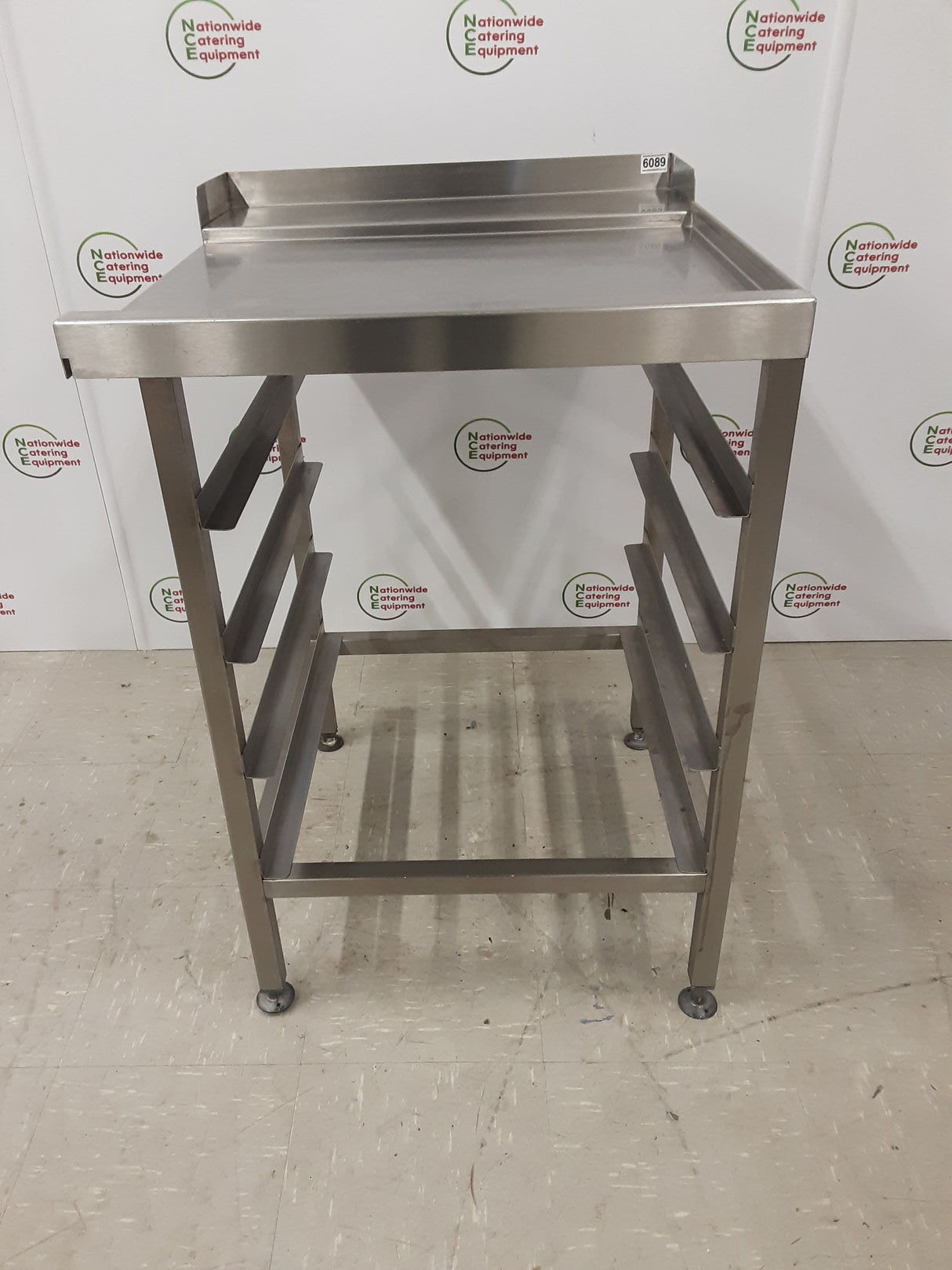 Stainless Steel Exit Table With Racking 65x75cm (NCE6089)