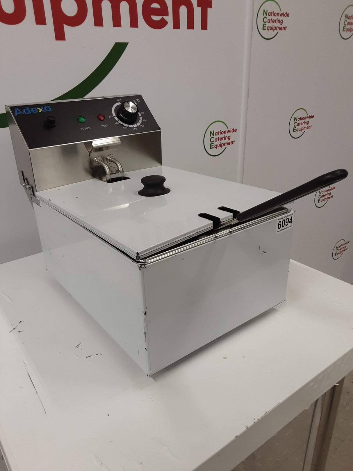 Adexa New/Un-Used Tabletop Electric Single Tank Fryer, 13amp (NCE6094)