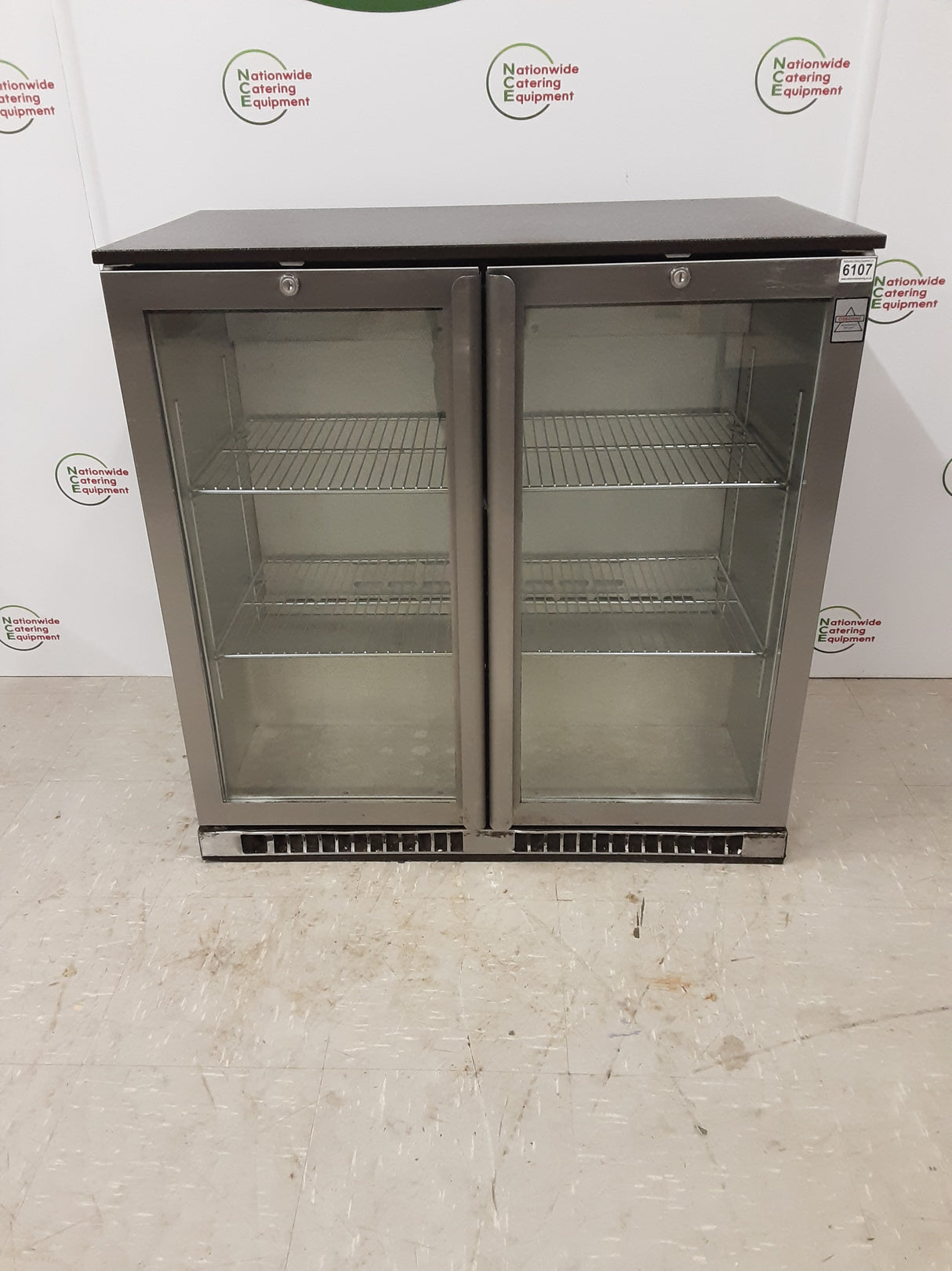 Osborne Two Door Bottle Cooler - Hinged CLEARANCE (NCE6107)