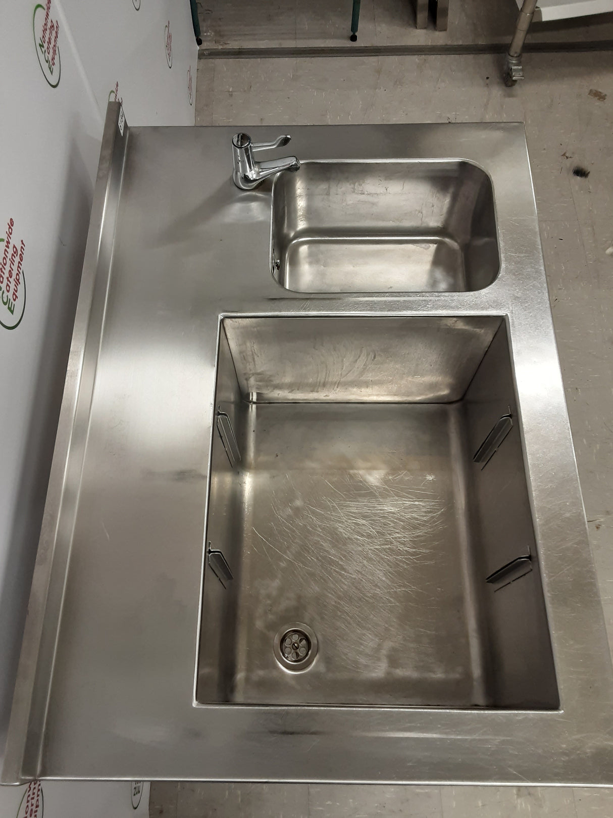 Stainless Steel Double Basin Cocktail Sink (NCE6184)