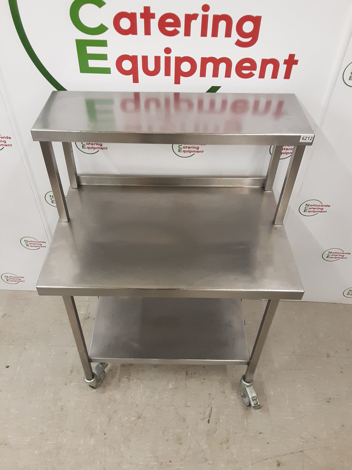 Stainless Steel Table On Wheels With Shelf Over 90x60cm (NCE6212)