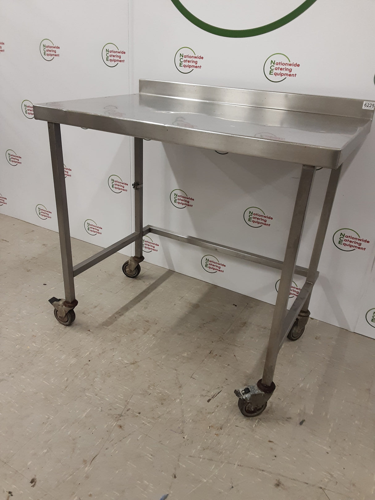 Stainless Steel Table On Wheels With Appliance Space 100x65 (NCE6225)