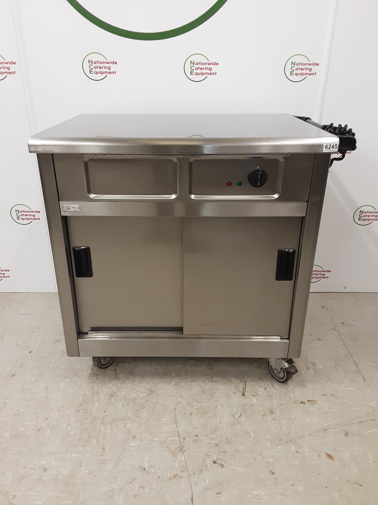 Lincat Mobile Hot Cupboard, 13amp Electric, Model- GM2 (NCE6245)