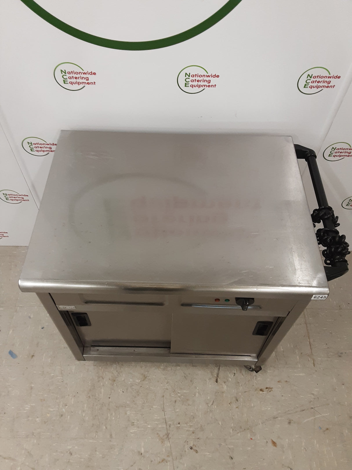 Lincat Mobile Hot Cupboard, 13amp Electric, Model- GM2 (NCE6245)