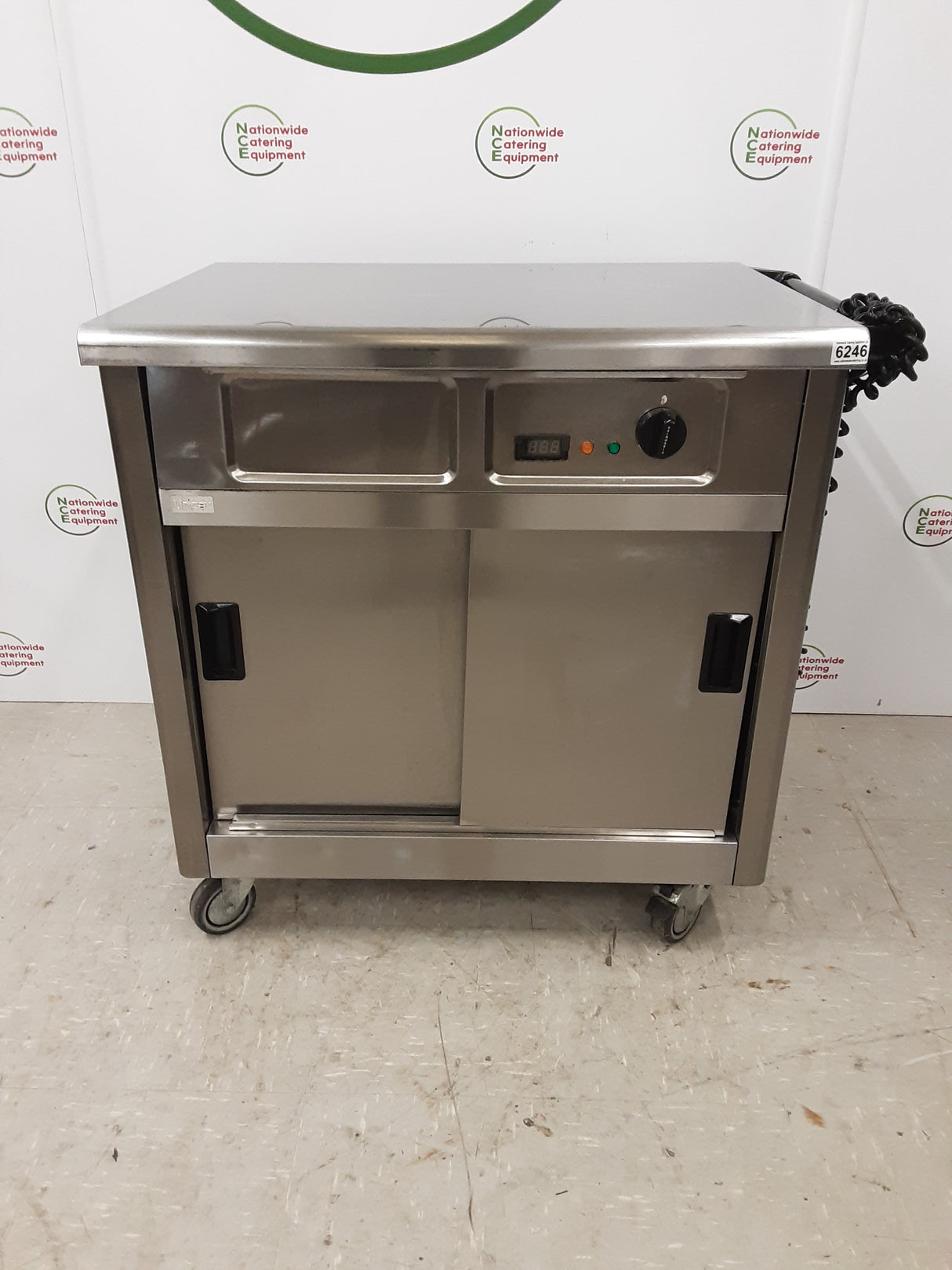 Lincat Mobile Hot Cupboard, 13amp Electric, Model- GM2 (NCE6246)