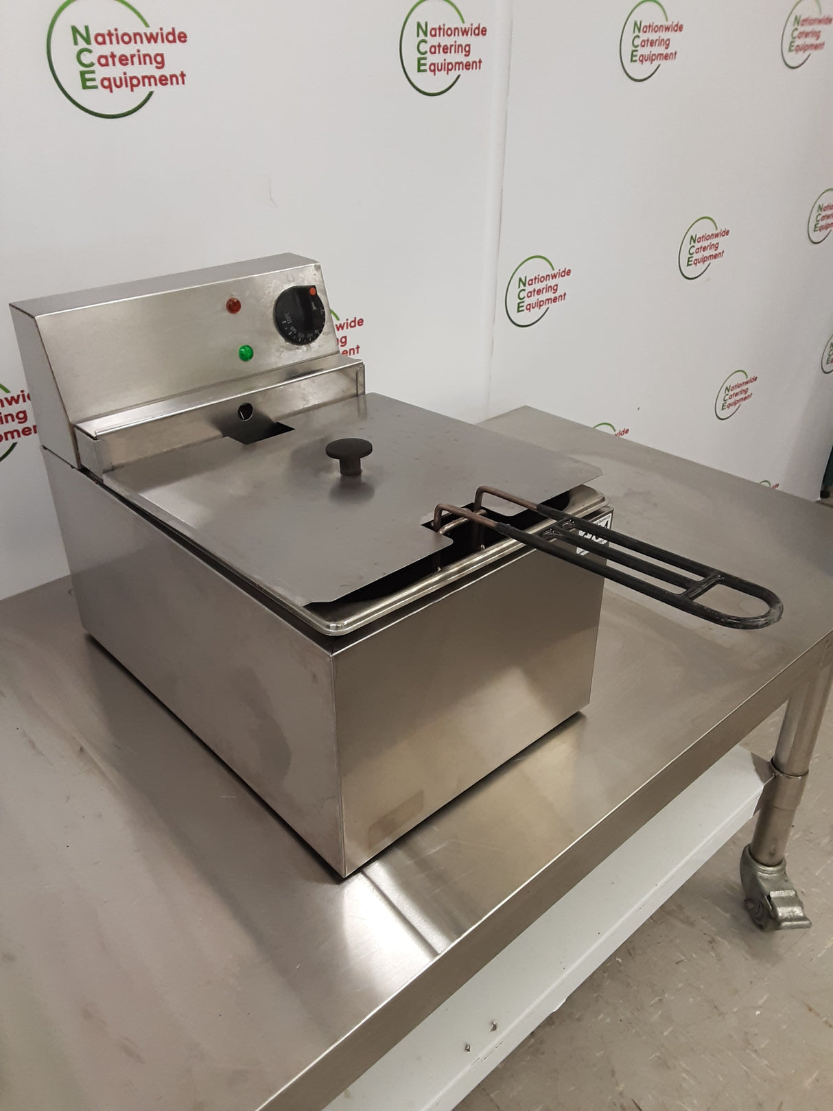 Lincat Lynx 400 Tabletop 13amp Electric Single Tank Fryer, Model- LDF (NCE6204)