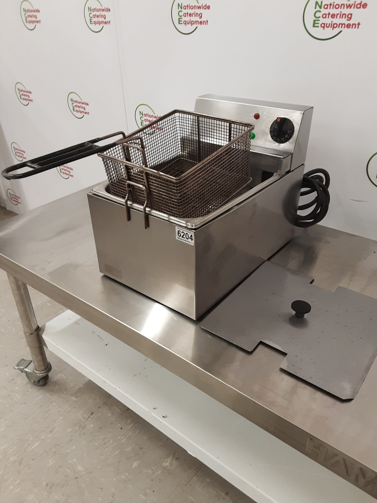 Lincat Lynx 400 Tabletop 13amp Electric Single Tank Fryer, Model- LDF (NCE6204)
