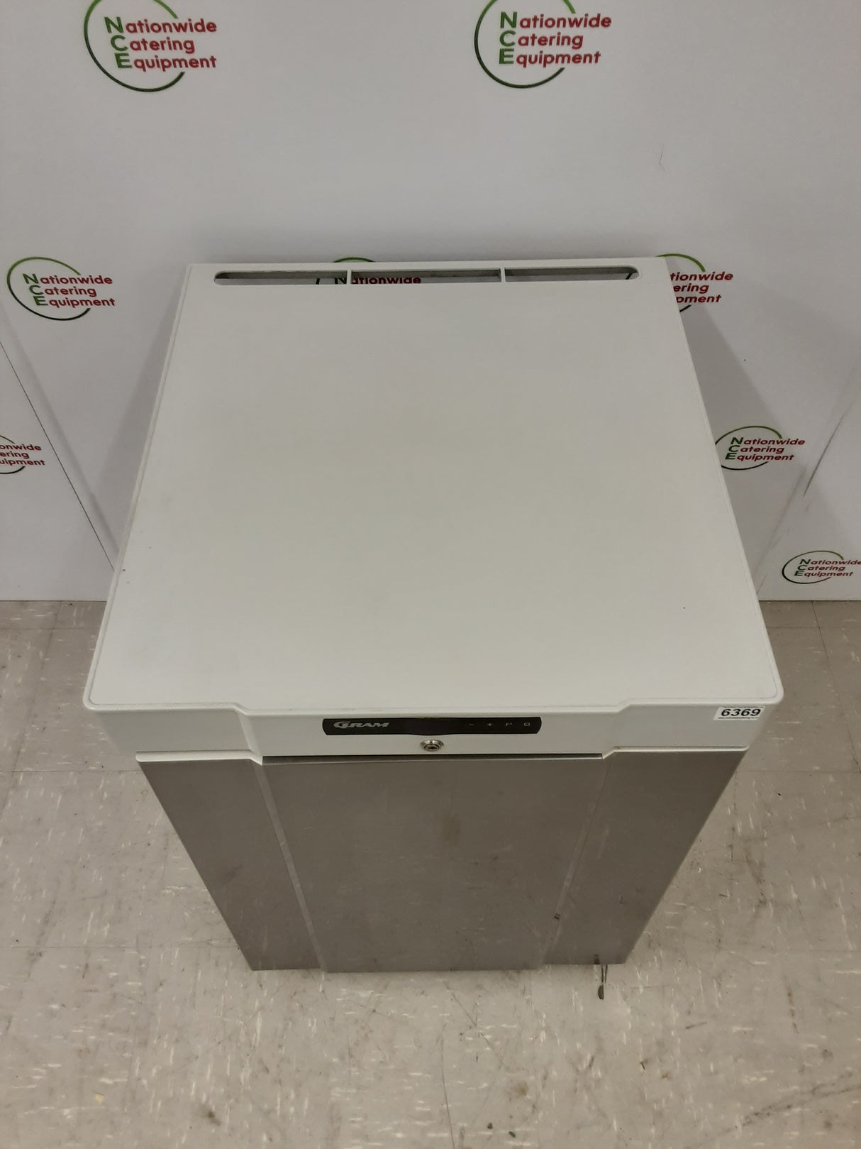 Gram Stainless Steel Undercounter Fridge, 125L Capacity, Model-K210 (NCE6359)
