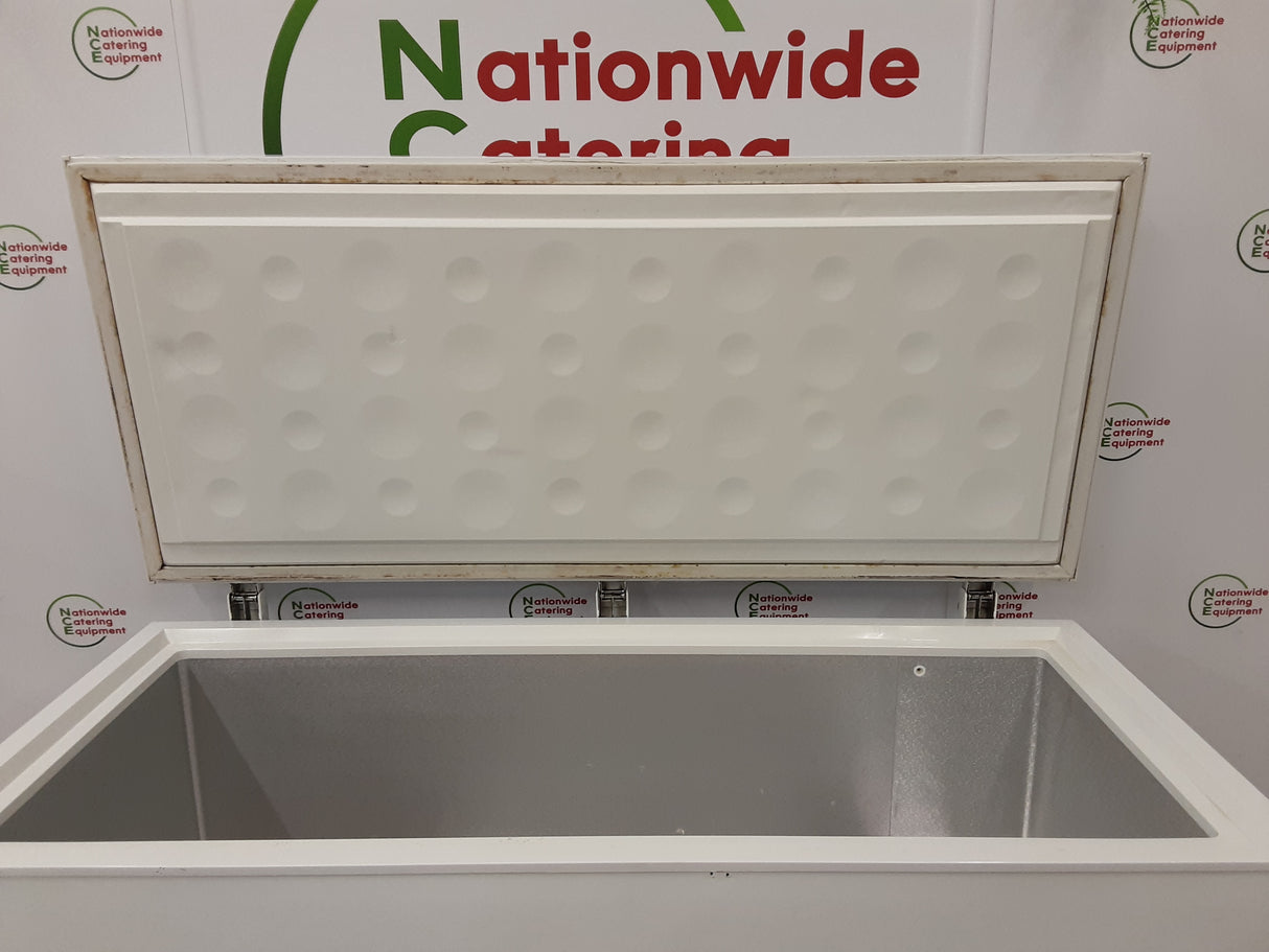 Prodis White Lid Chest Freezer, 154cm/459L Capacity. Model- ARCTIC550W (NCE6387)