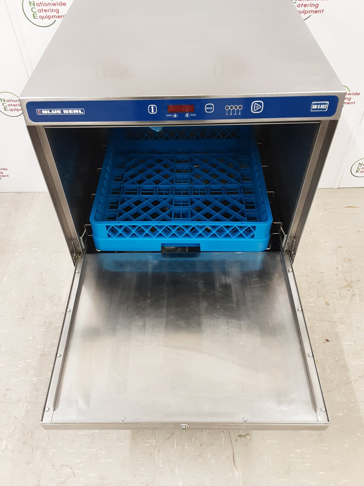 Blueseal Undercounter Dishwasher, Model SD5EG2 (NCE6456)