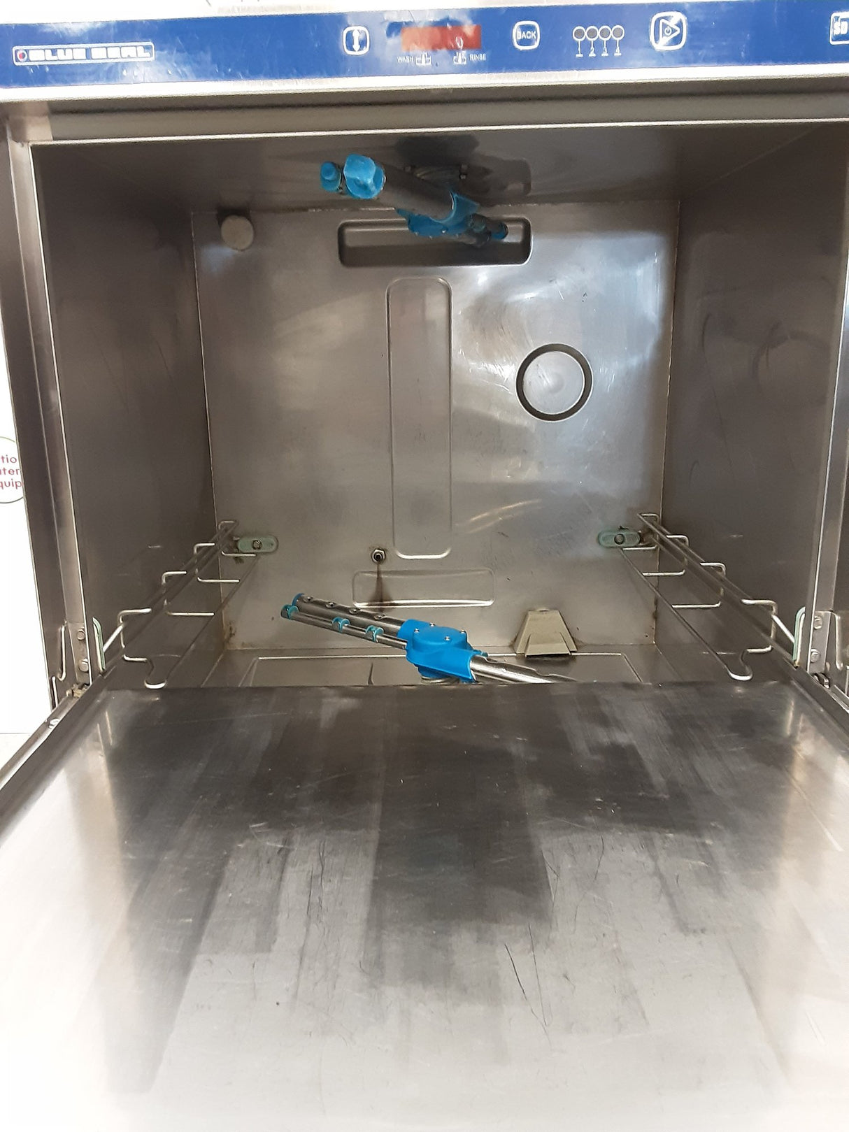 Blueseal Undercounter Dishwasher, Model SD5EG2 (NCE6456)