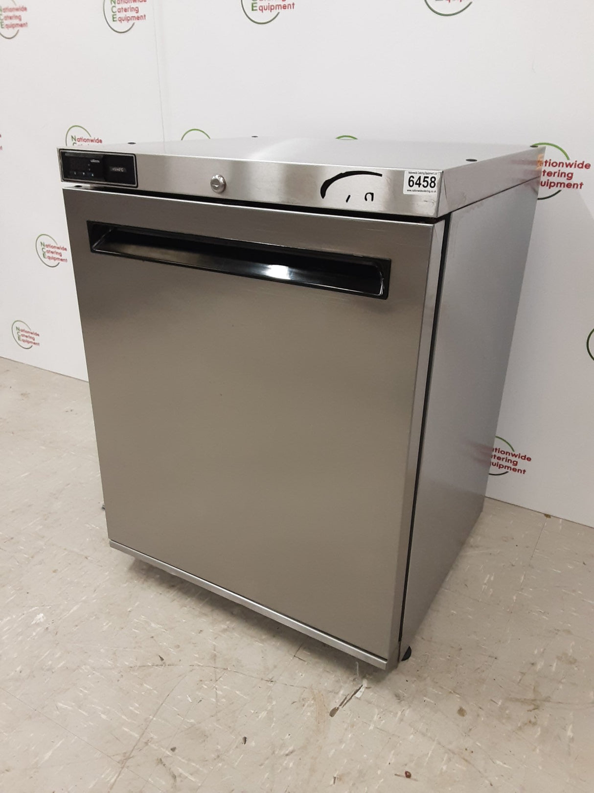 Williams Undercounter Fridge, Model- HA135 (NCE6458)