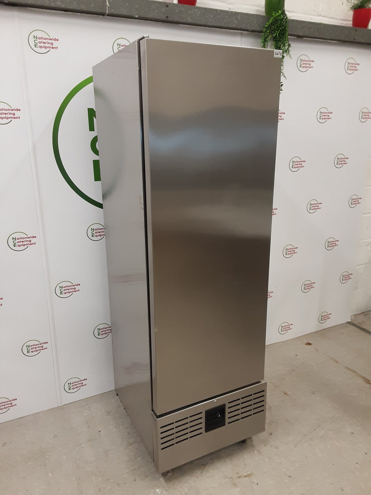 Foster Slimline Single Upright Freezer, Model- FSL400L (NCE6476)