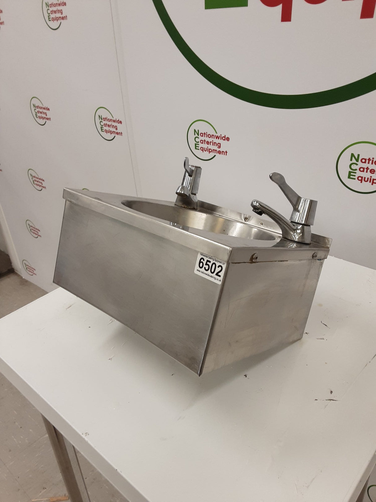 Stainless Steel Hand Wash Basin (NCE6502)