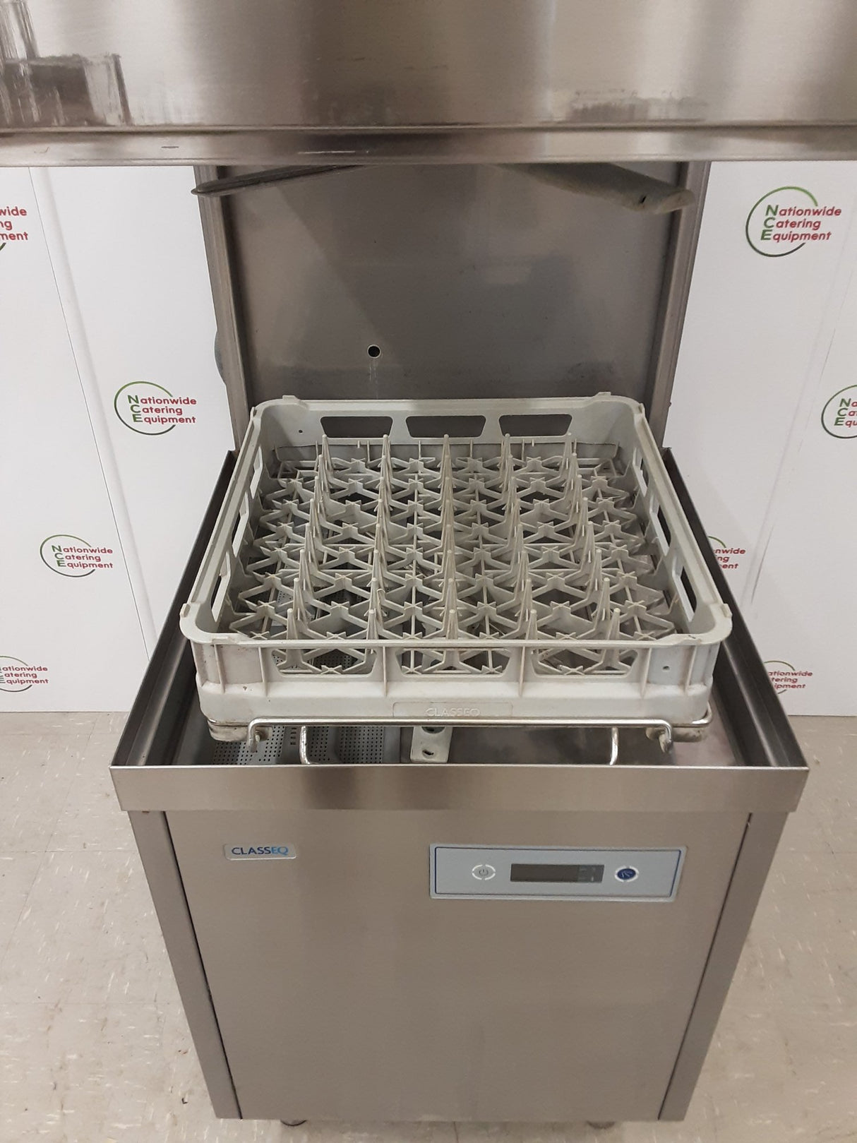 Classeq Pass-Through/Hood Dishwasher, Model-P500A (NCE6571)