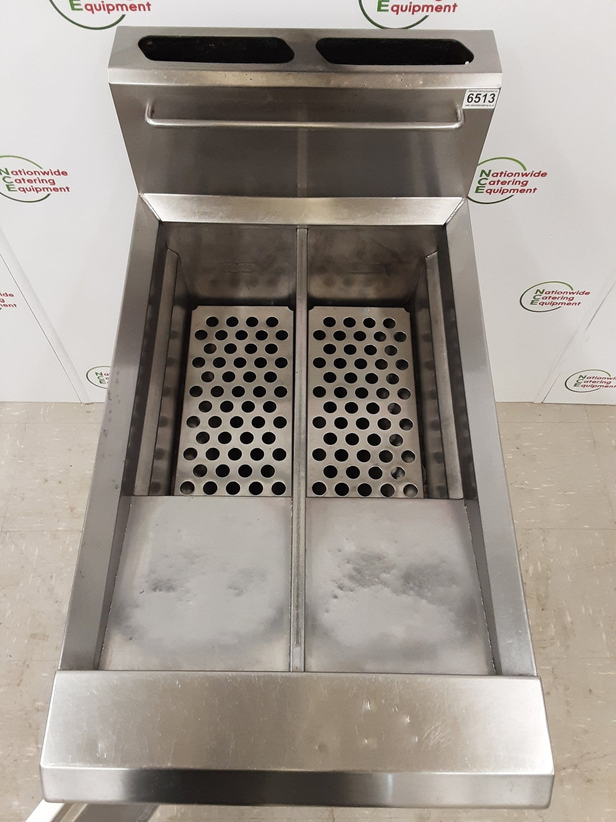 Blueseal Twin Tank Natural Gas Fryer, Model- GT46 (NCE6513)