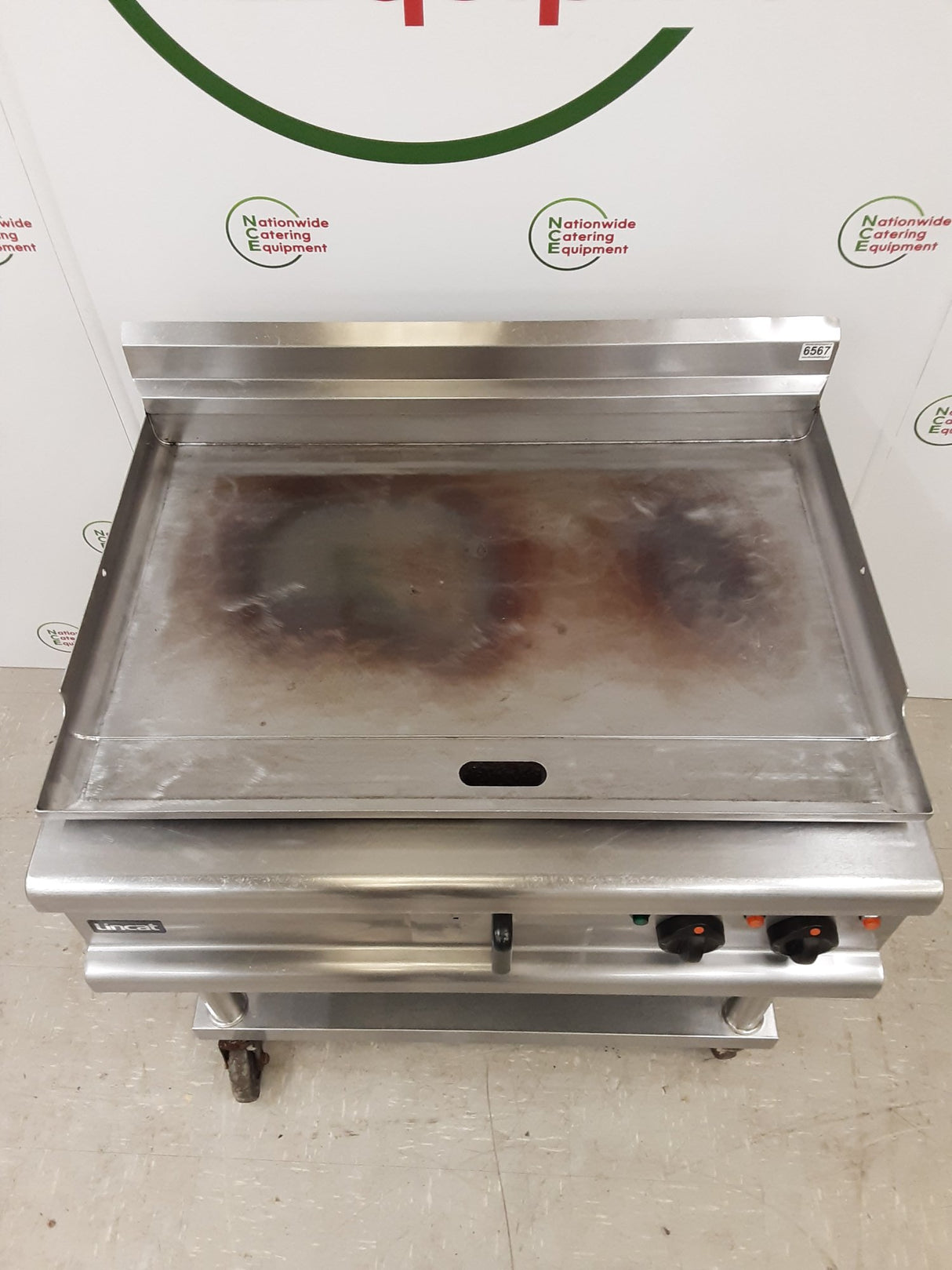 Lincat Opus Electric (3ph/32amp) Griddle On Stand, Model- (NCE6567)